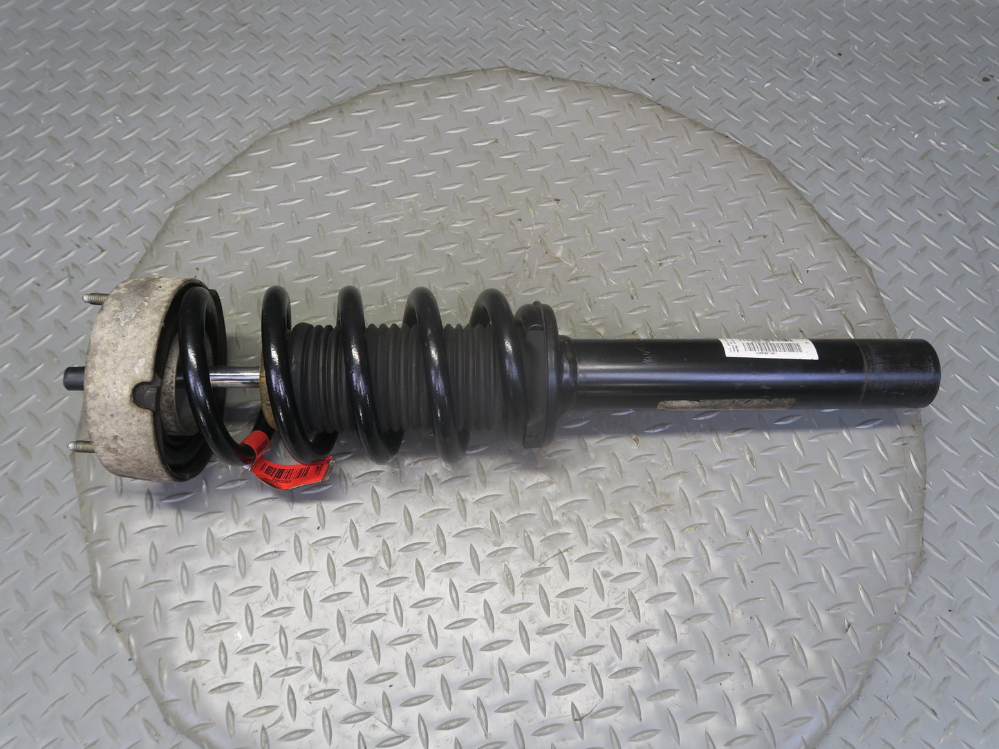 2014-2018 BMW F15 F16 X5 X6 AWD Front Left & Right Strut Shock Absorber Set of 2