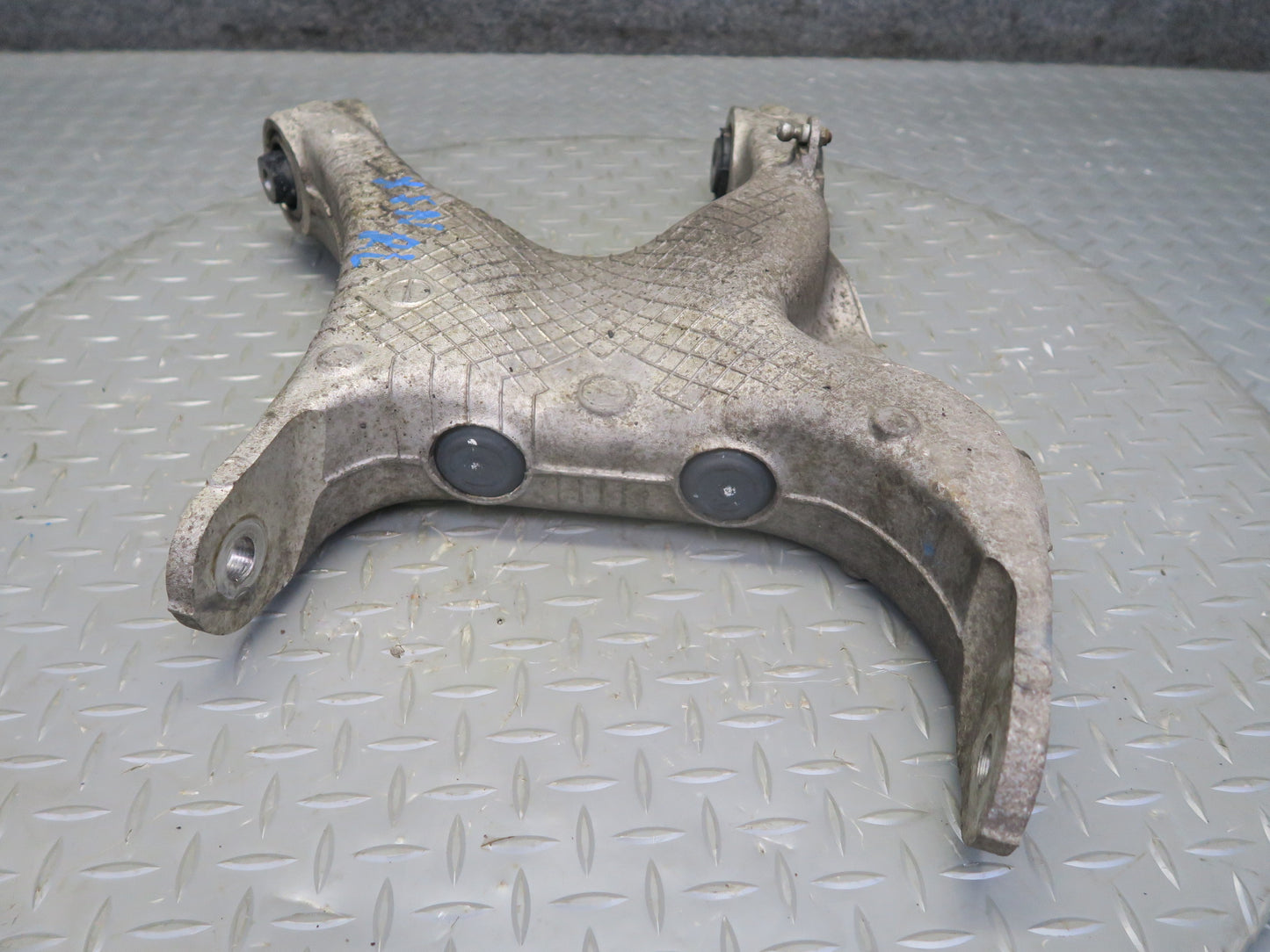 2014-2018 BMW F15 X5 Rear Left Lower Control Arm w Integral Link Set 93K Miles