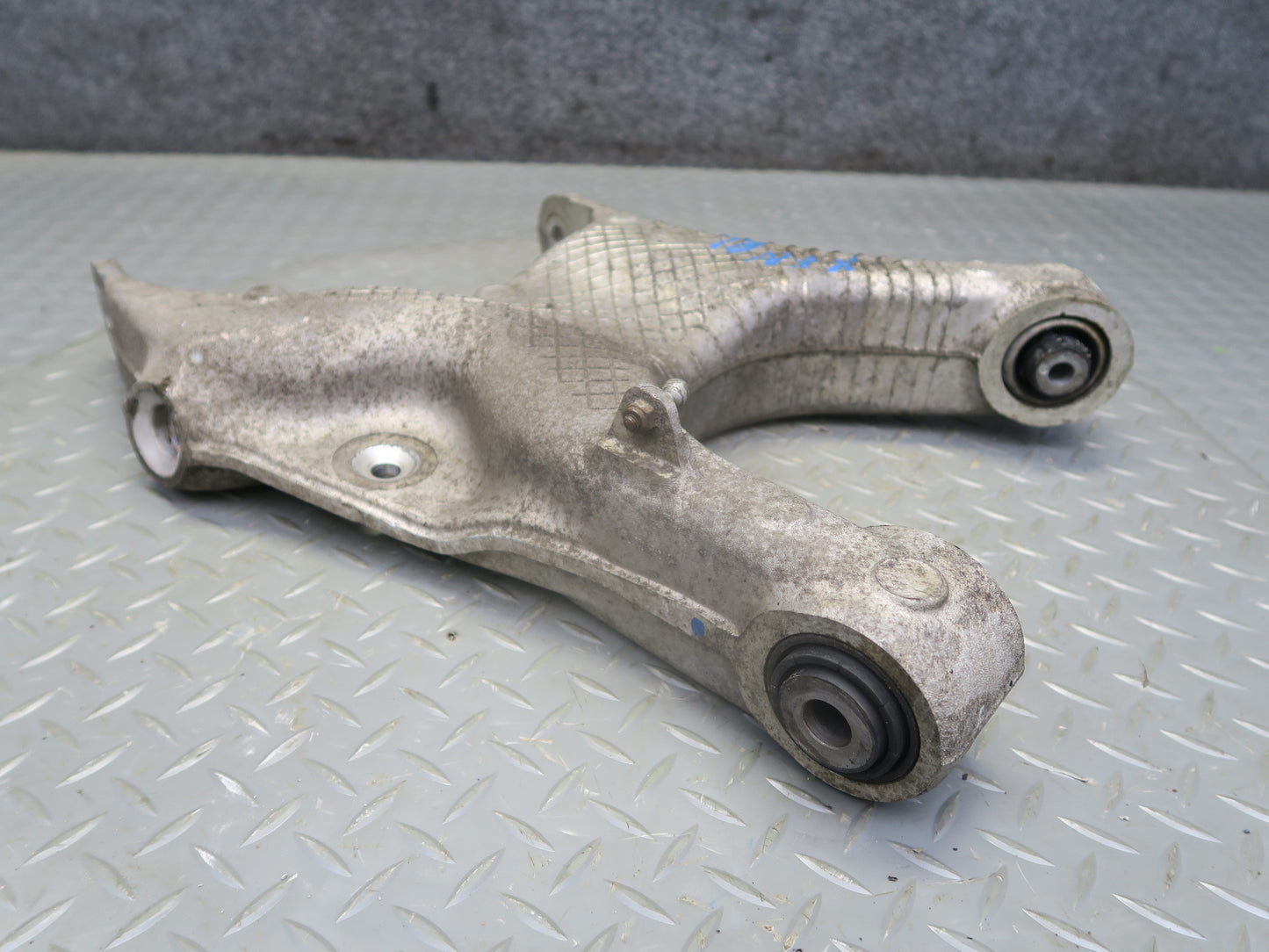 2014-2018 BMW F15 X5 Rear Left Lower Control Arm w Integral Link Set 93K Miles