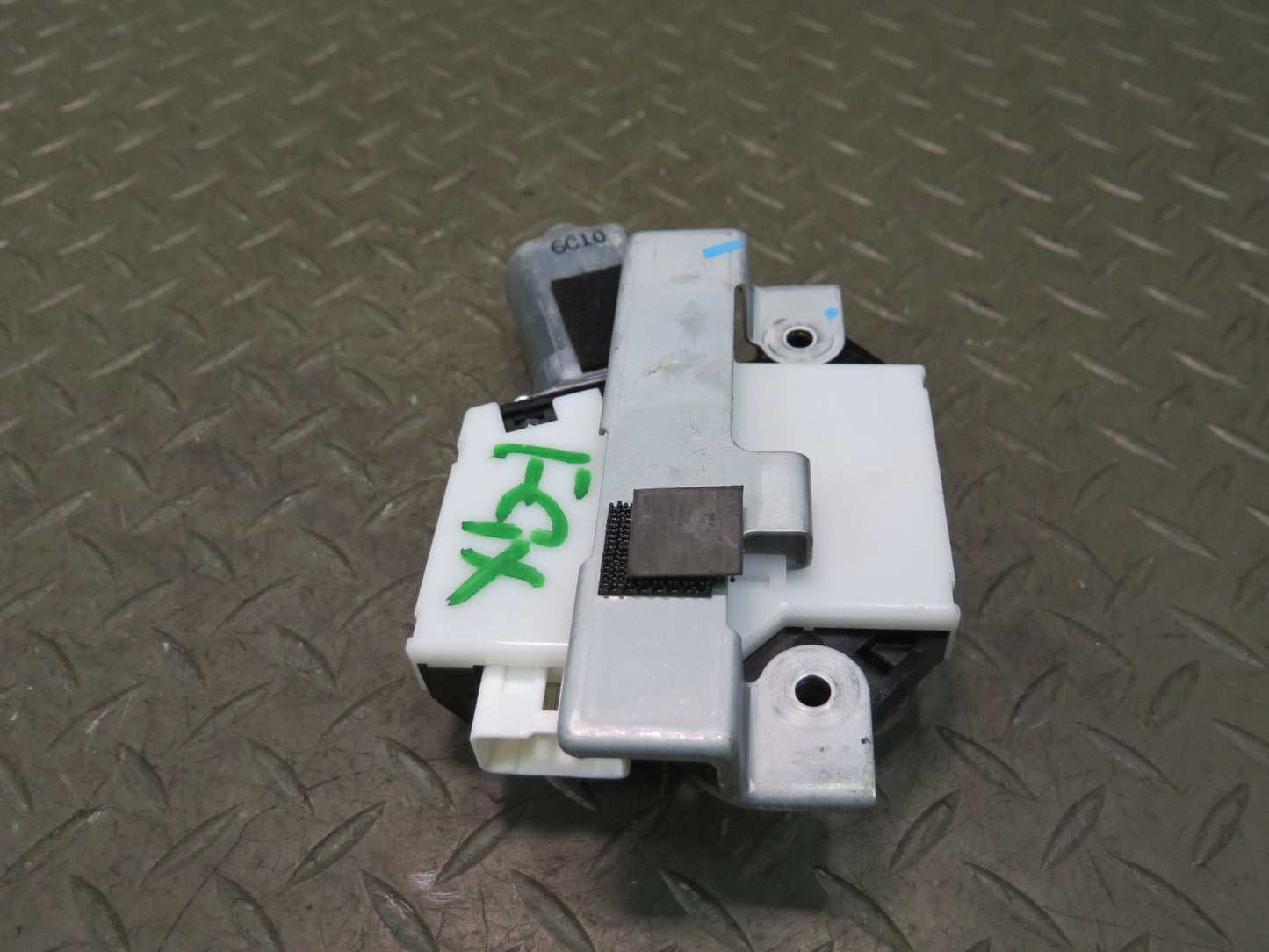 2003-2009 Lexus UZJ120L GX470 Sunroof Motor Drive Unit 89721-60070