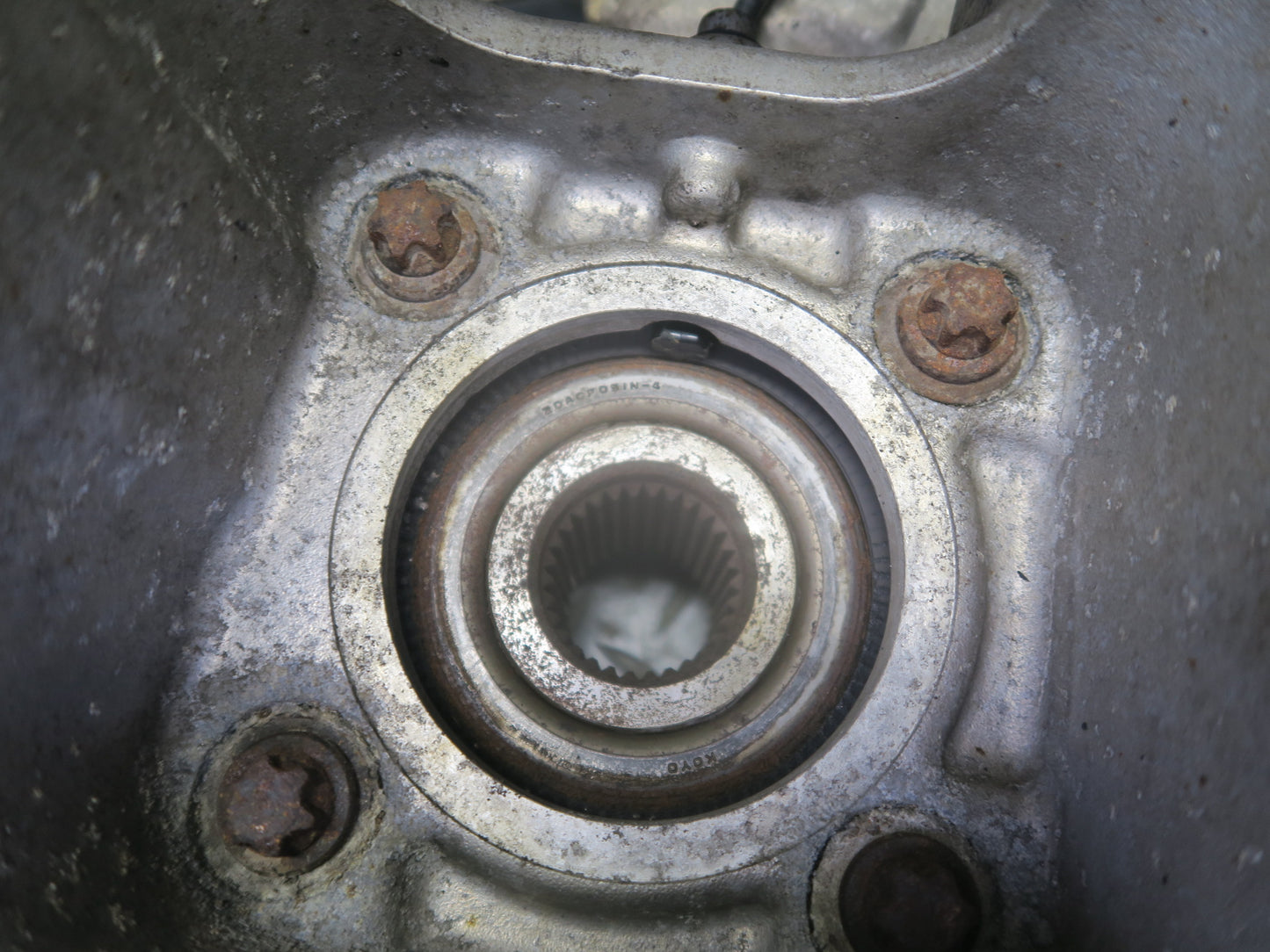 2008-2014 BMW E71 E72 X6 X6M AWD Rear Right Spindle Knuckle Wheel Hub Bearing