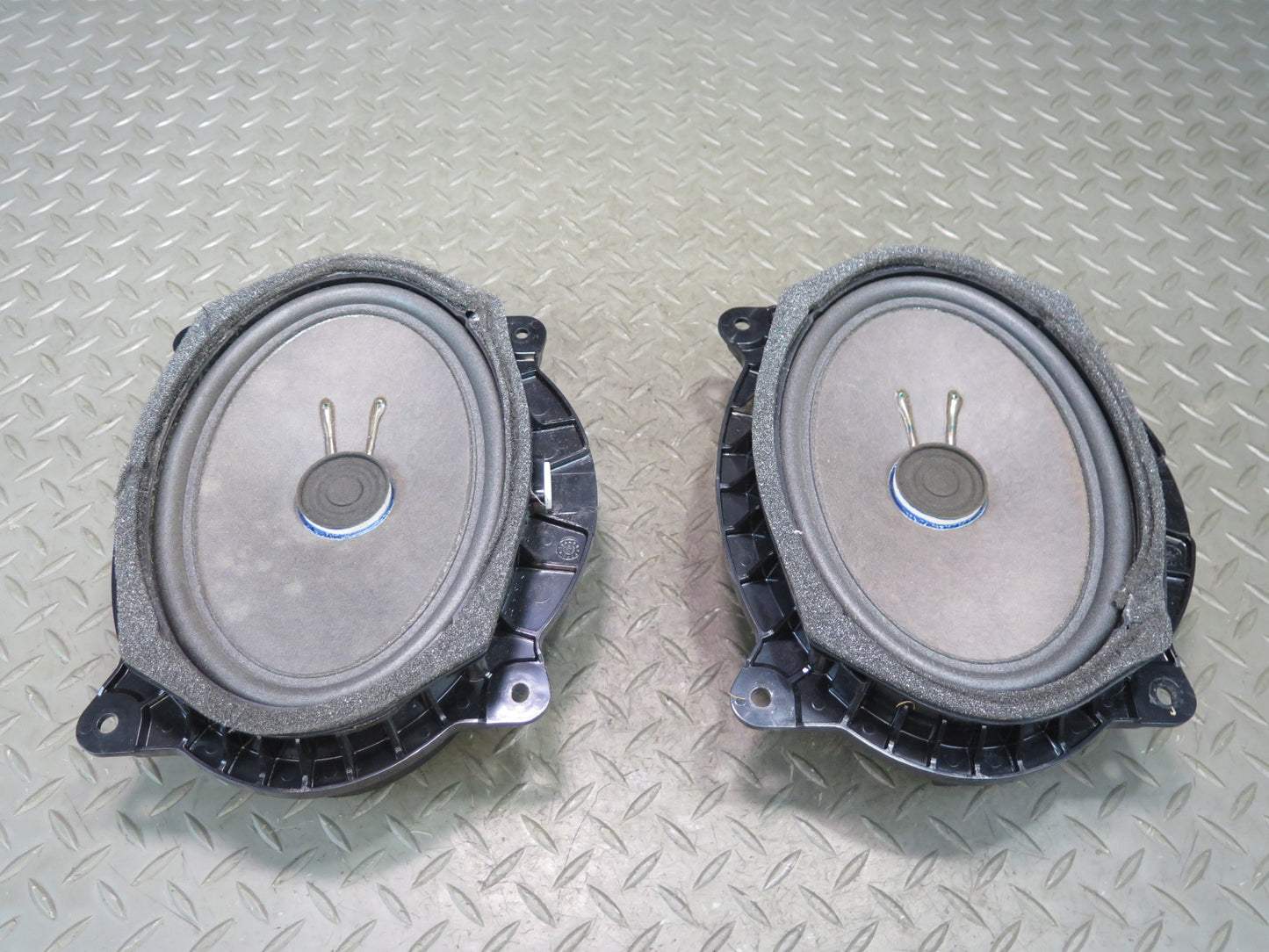 2003-2009 Lexus UZJ120L GX470 Mark Levinson Front Door Speaker Set of 2