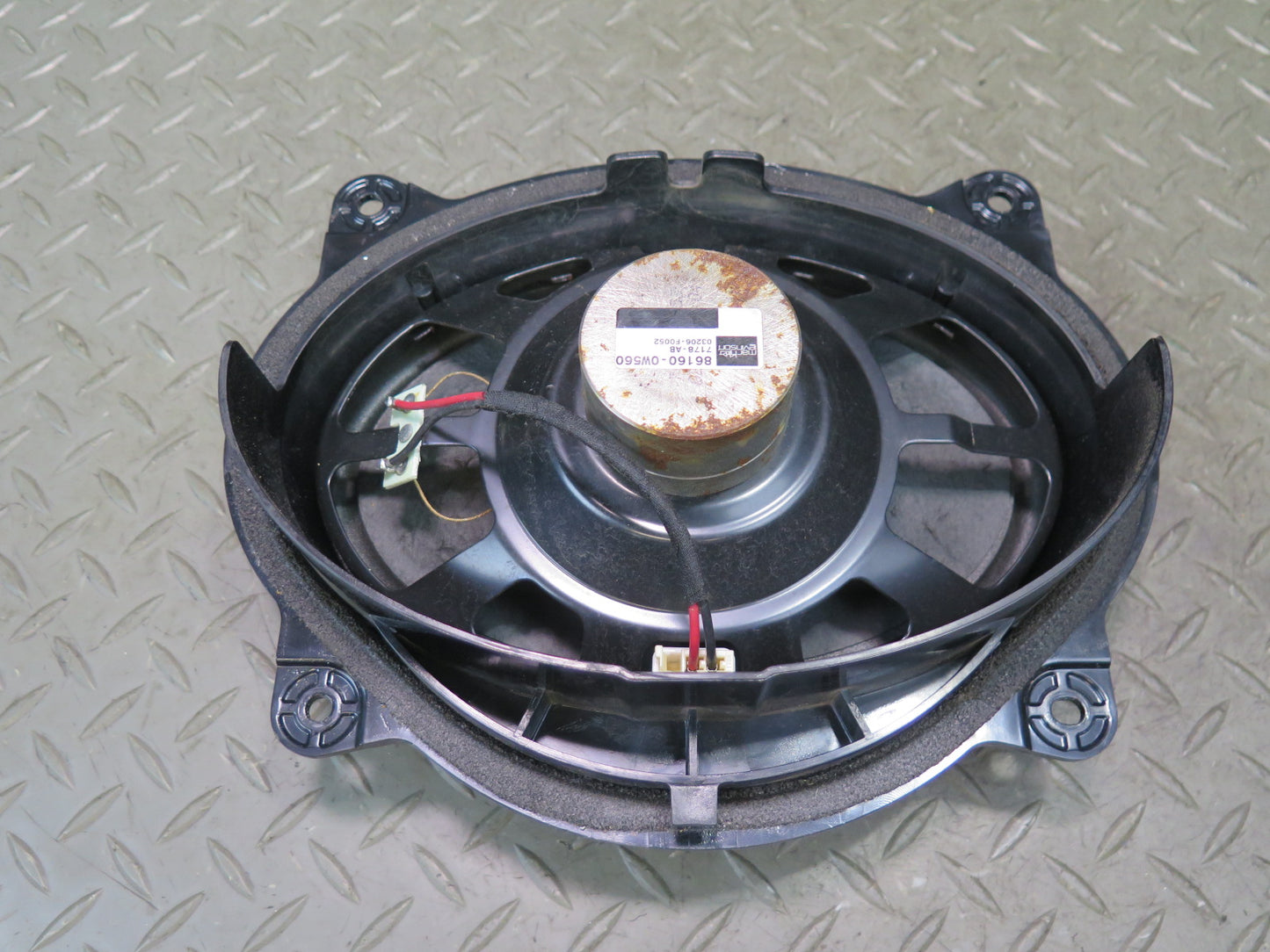 2003-2009 Lexus UZJ120L GX470 Mark Levinson Front Door Speaker Set of 2