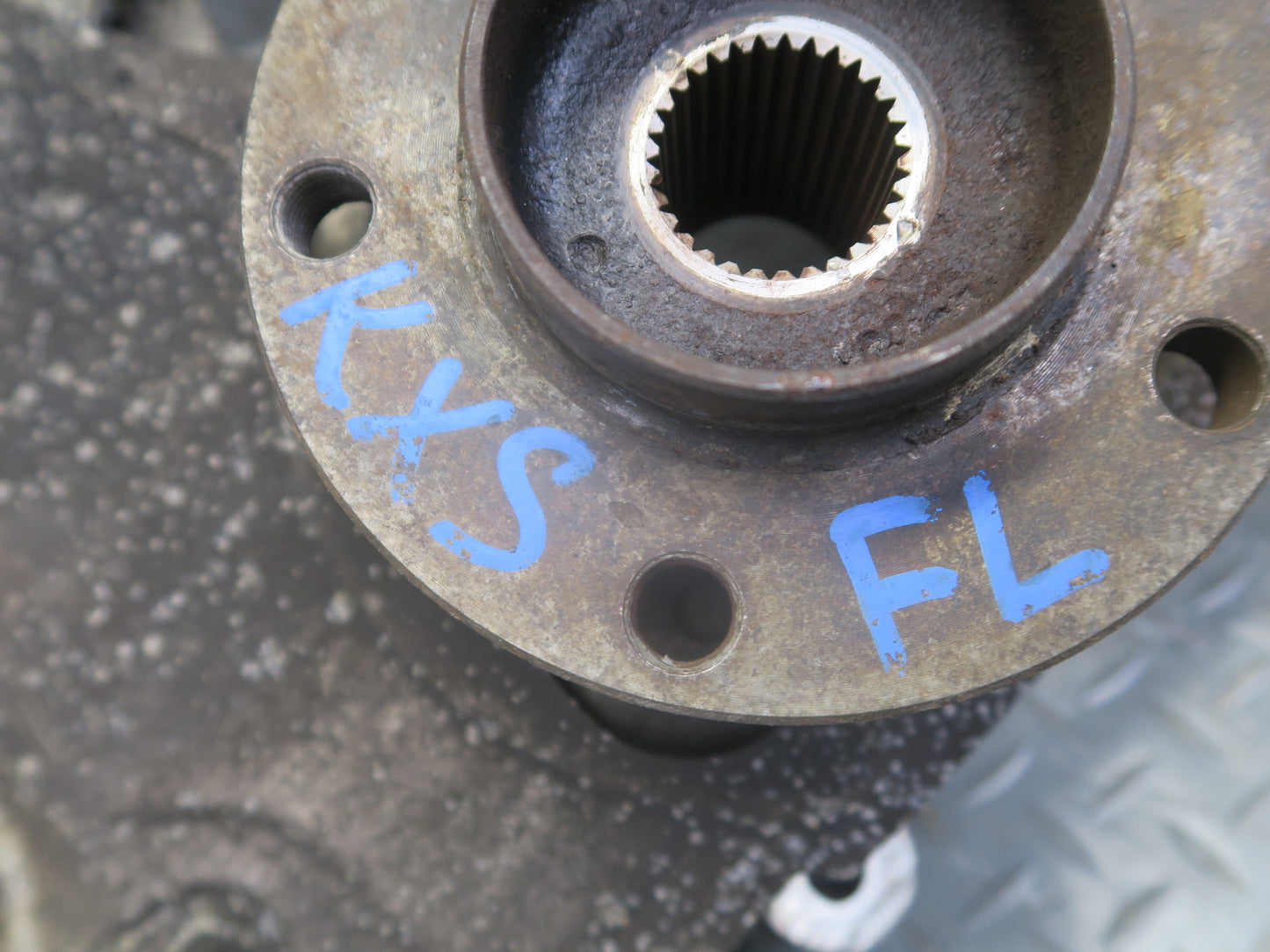 2008-2014 BMW E70 E71 X6M AWD Front Left Spindle Knuckle Wheel Hub Bearing
