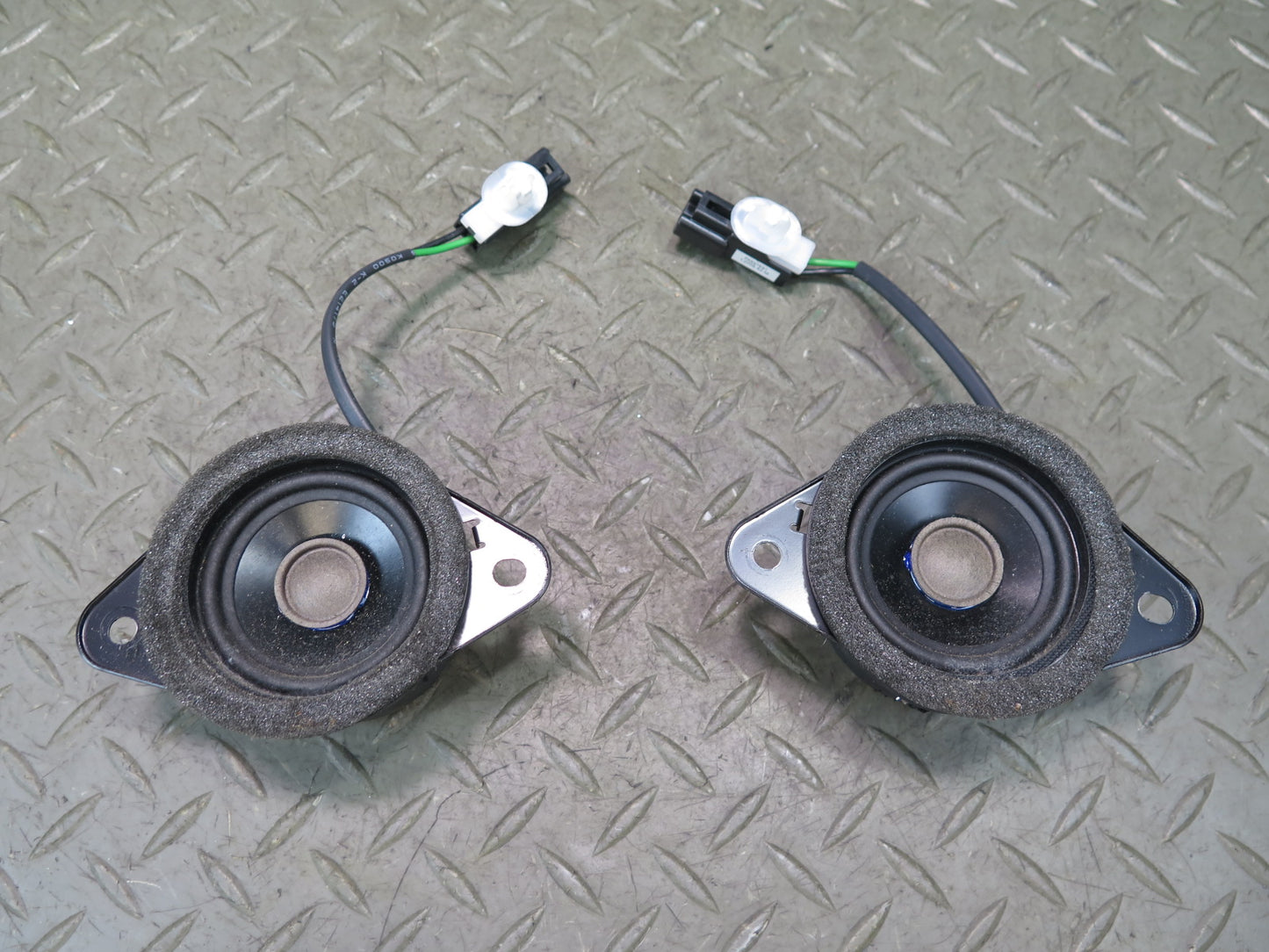 2003-2009 Lexus UZJ120L GX470 Mark Levinson Front Door Speaker Set of 2
