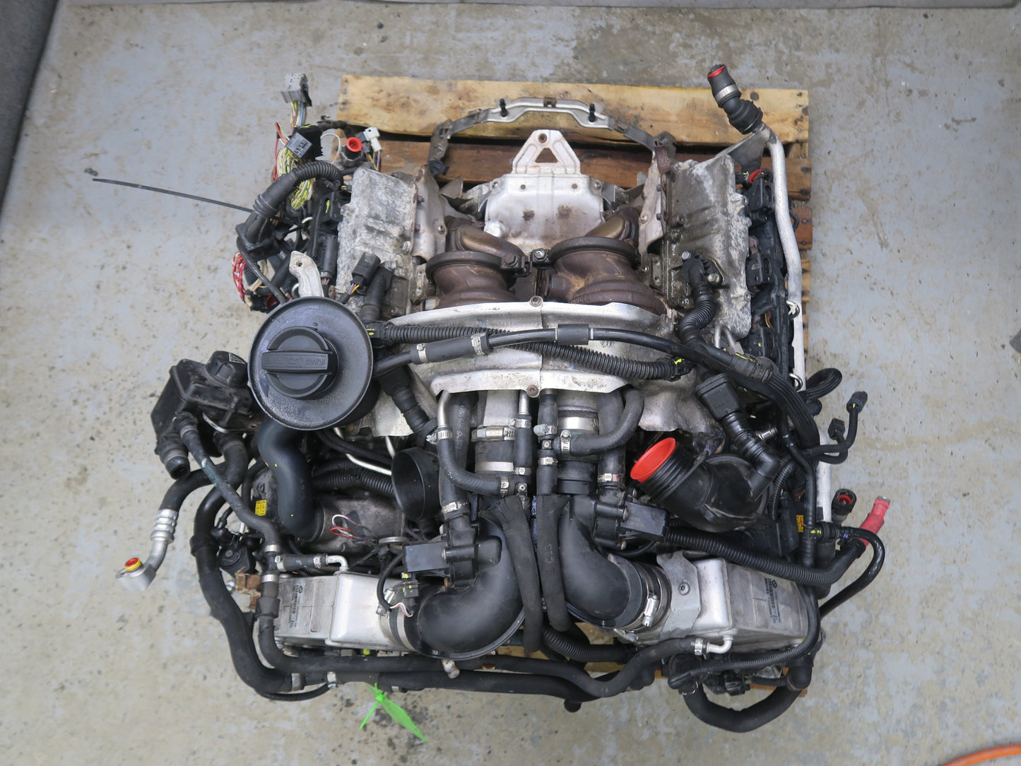 2010-2014 BMW E71 X6M 4.4L S63 Complete Engine Motor w Turbos 129k Miles