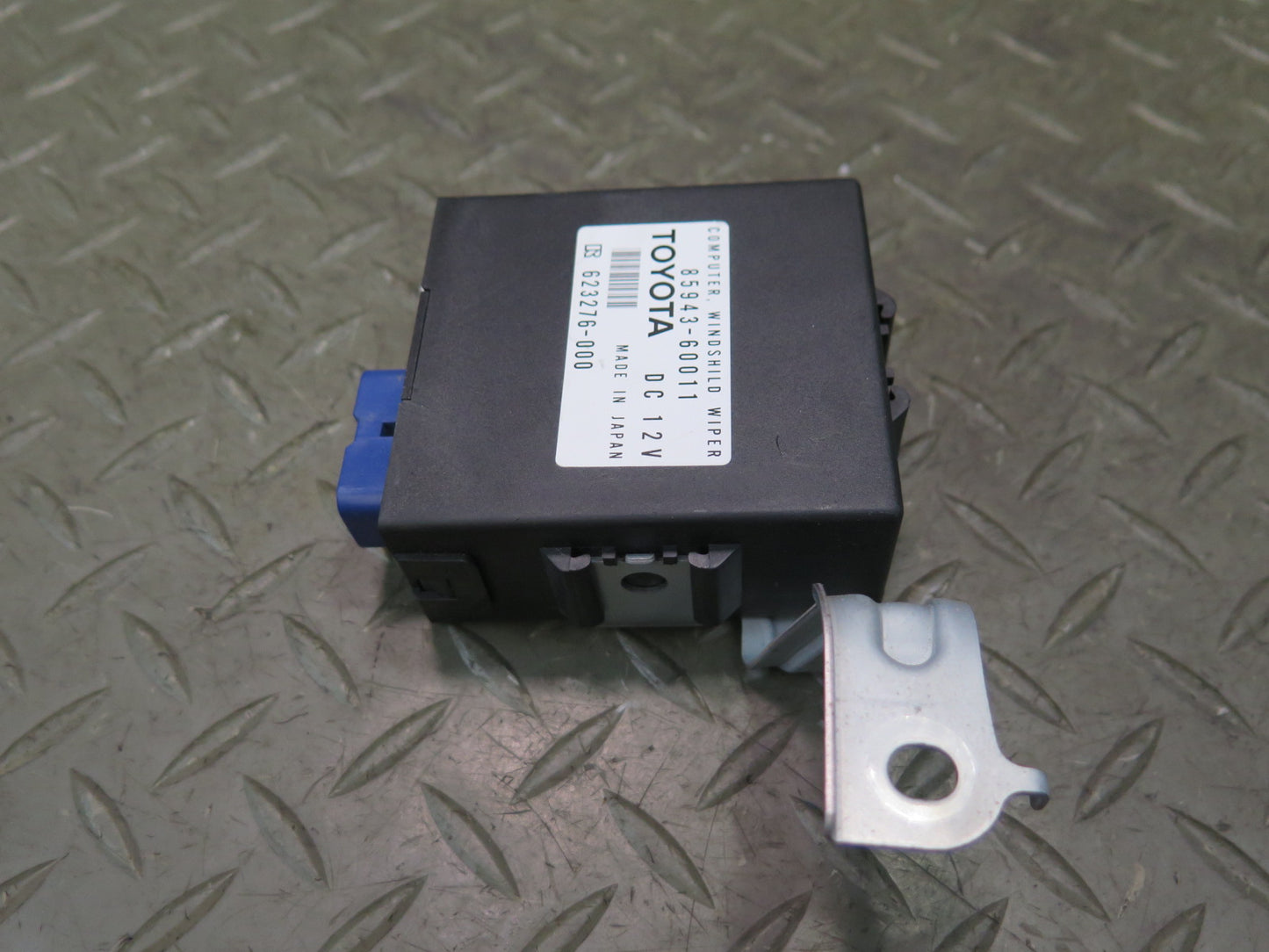 2003-2009 Lexus UZJ120L GX470 Windshield Wiper Control Module 85943-60011