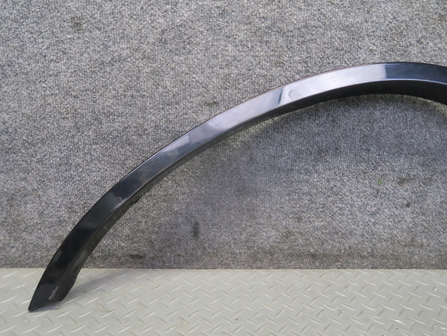 2010-2014 BMW E71 X6M Front Left & Right Fender Flare Wheel Arch Molding Set