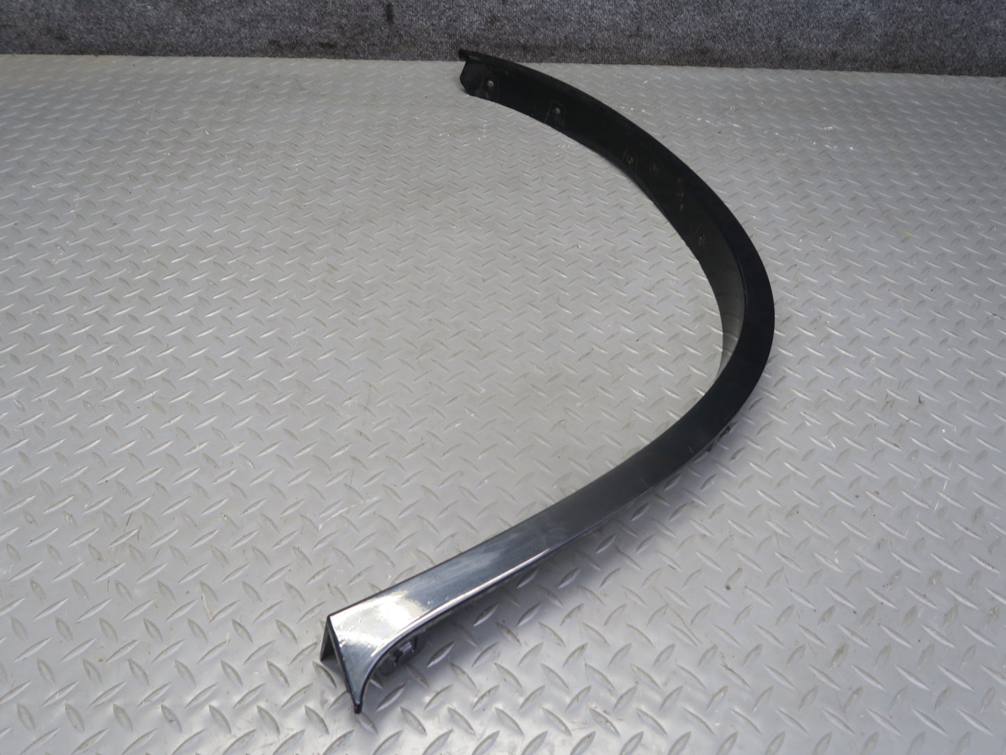 2010-2014 BMW E71 X6M Front Left & Right Fender Flare Wheel Arch Molding Set