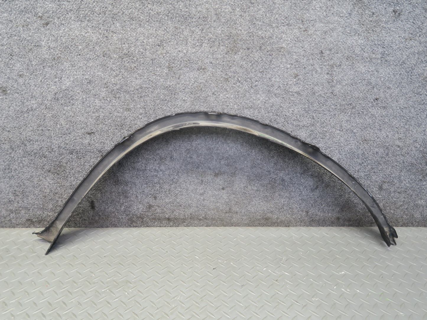 2010-2014 BMW E71 X6M Front Left & Right Fender Flare Wheel Arch Molding Set