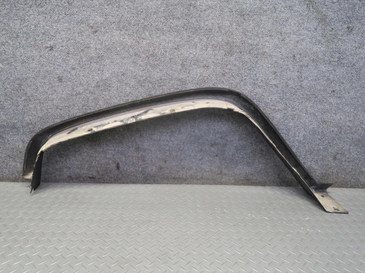 2003-2009 Hummer H2 Rear Left & Right Fender Flare Wheel Arch Molding Set of 2