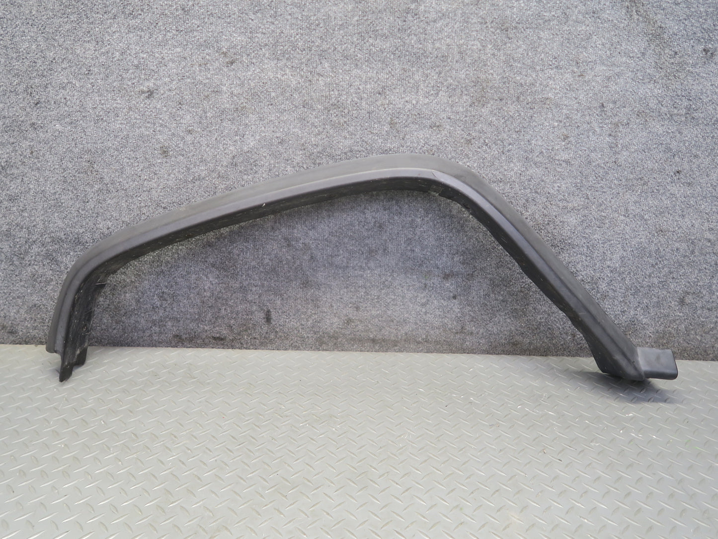 2003-2009 Hummer H2 Rear Left & Right Fender Flare Wheel Arch Molding Set of 2