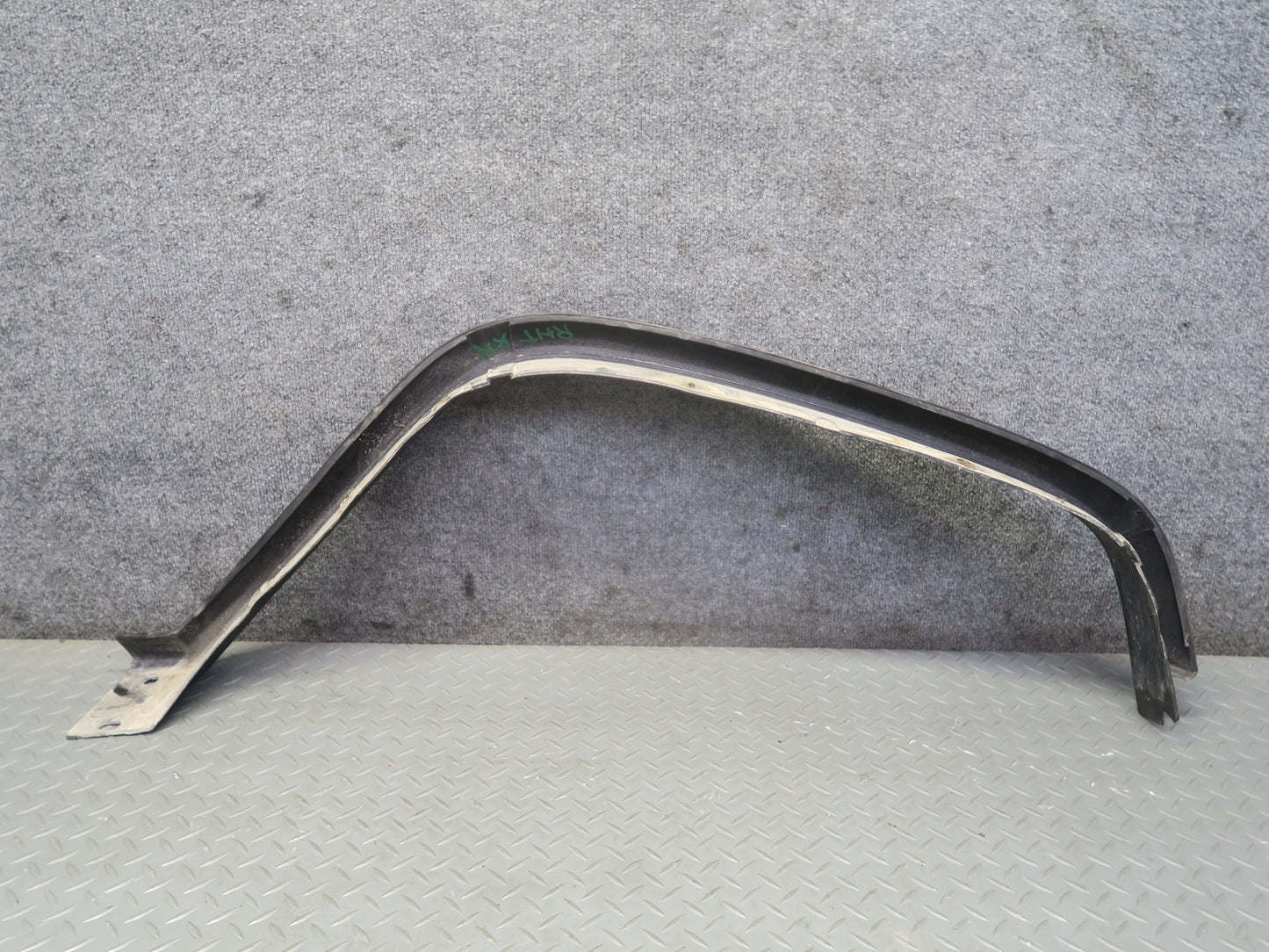2003-2009 Hummer H2 Rear Left & Right Fender Flare Wheel Arch Molding Set of 2