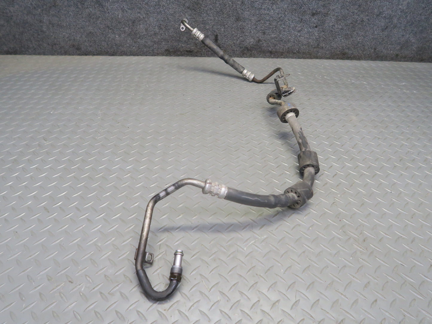 2015-2018 Porsche Cayenne 958 E-hybrid Power Steering Hose Pipe Line Set