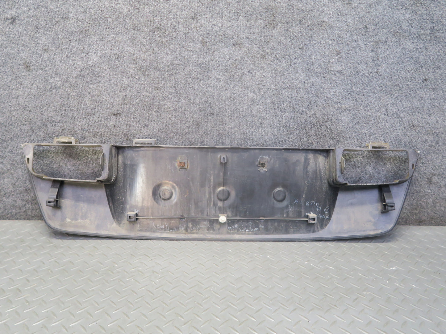 2003-2009 Lexus UZJ120L GX470 Rear Trunk Tailgate License Plate Trim Molding