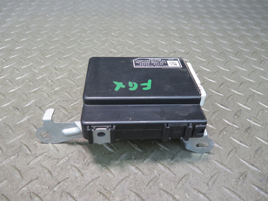 2003-2009 Lexus UZJ120L GX470 Multiplex Network Body Control Module 89226-60030