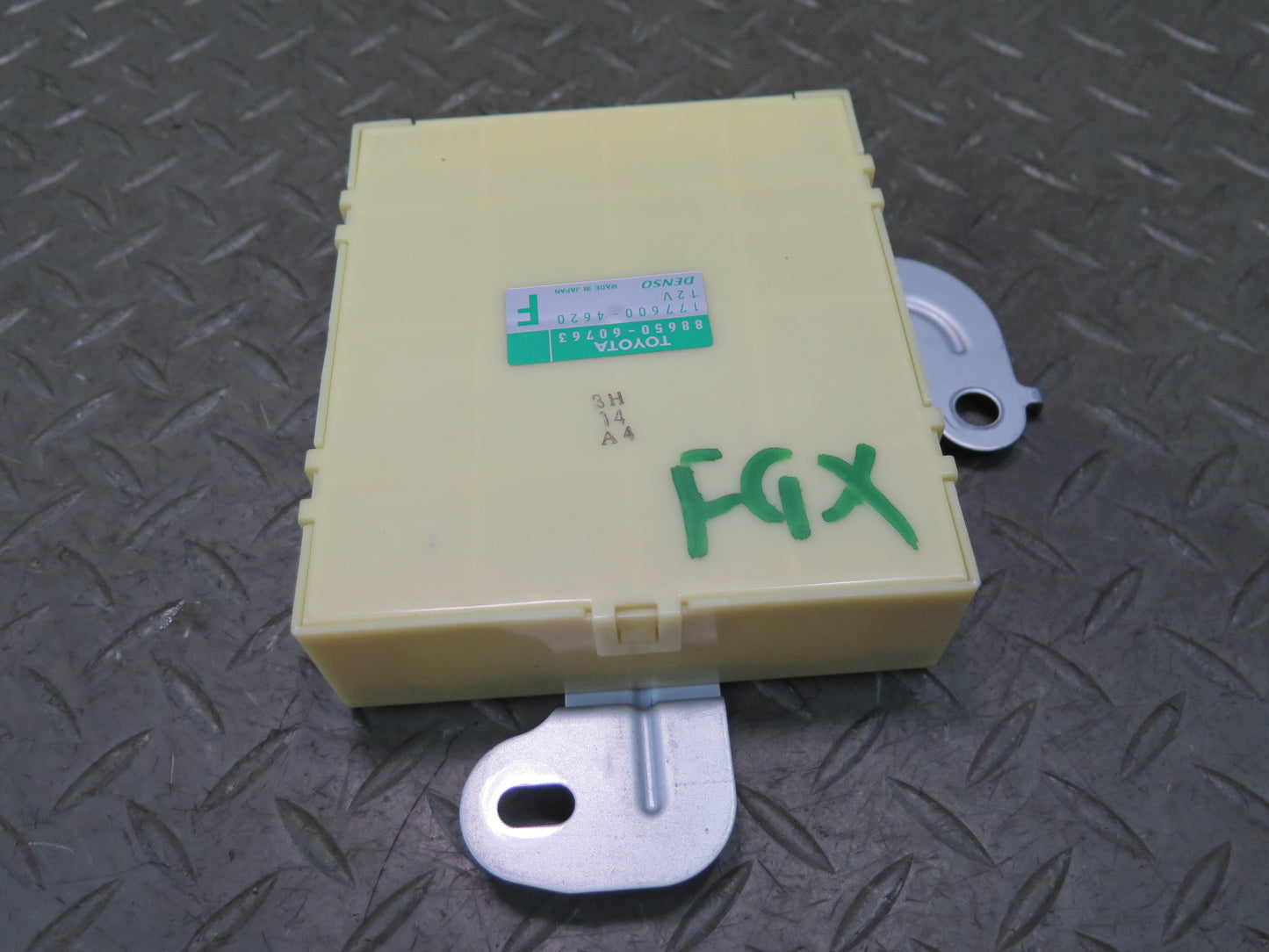 2006-2009 Lexus UZJ120L GX470 A/C Air Condition Amplifier AMP Module 88650-60763