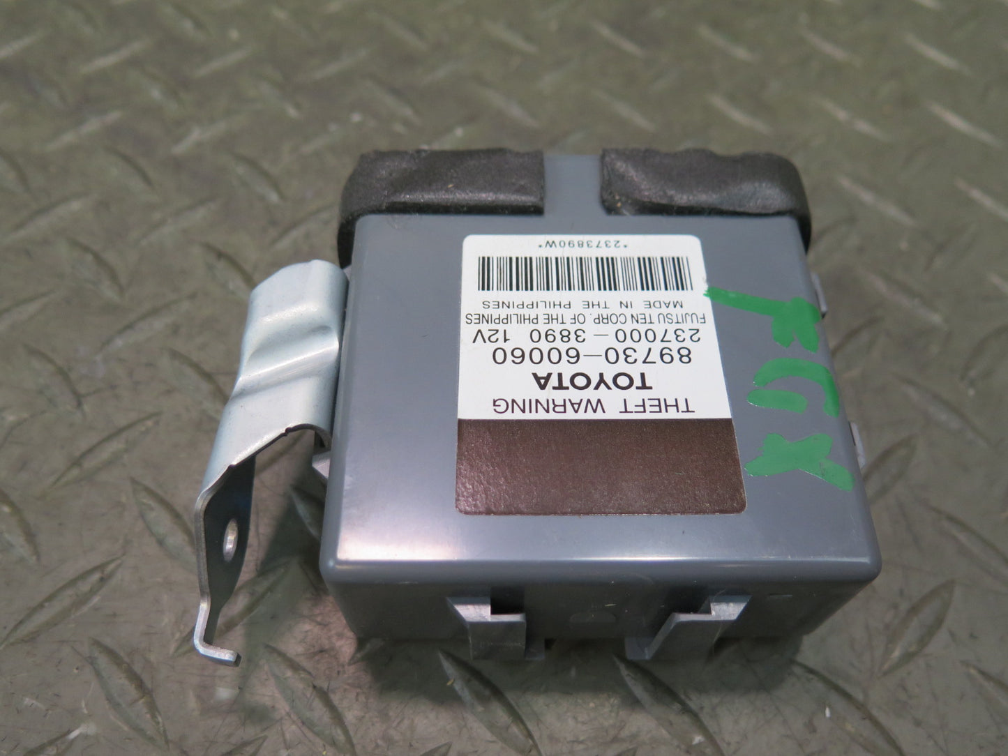 2006-2009 Lexus UZJ120L GX470 Theft Locking Security Control Module 89730-60060