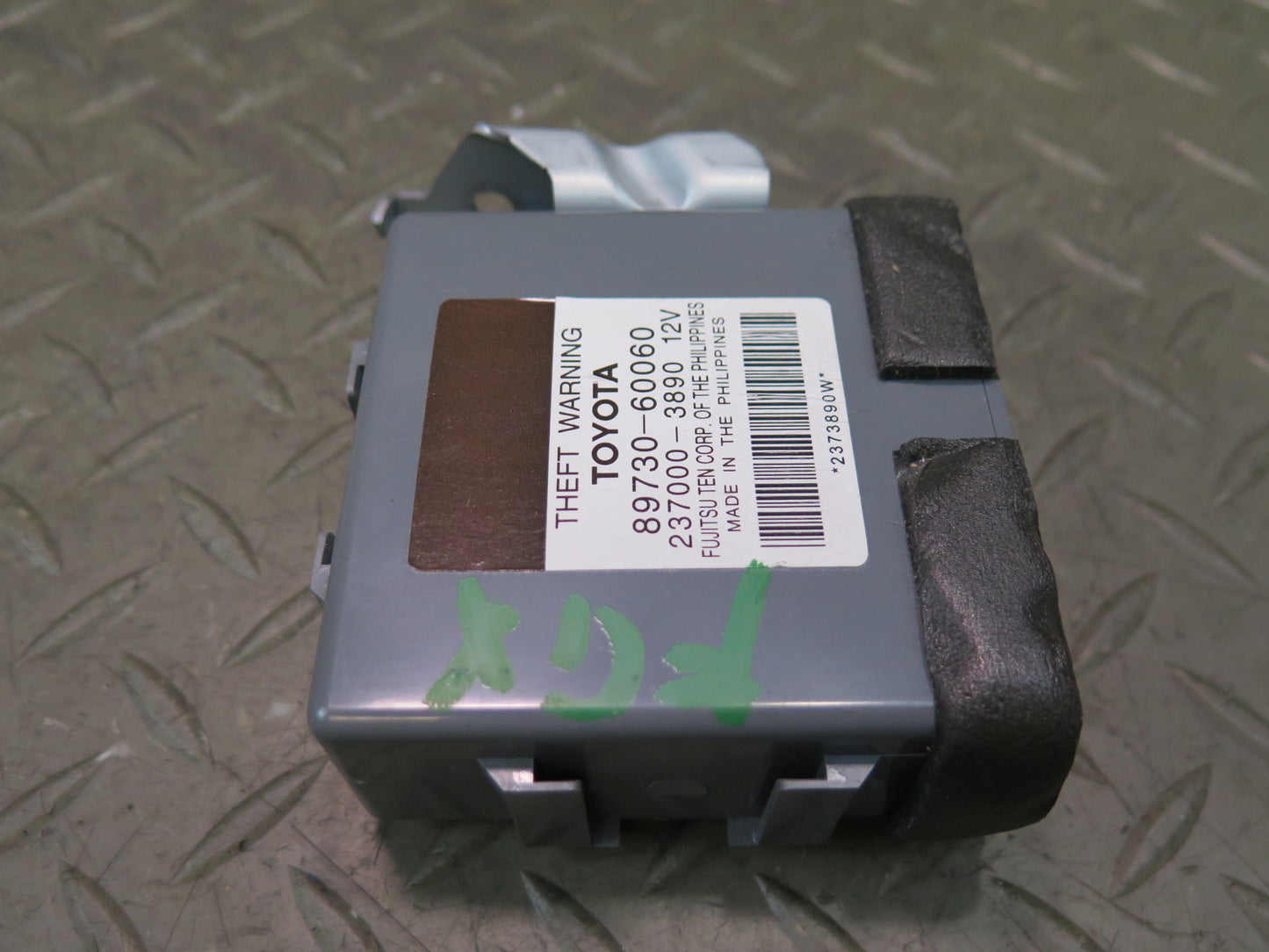 2006-2009 Lexus UZJ120L GX470 Theft Locking Security Control Module 89730-60060