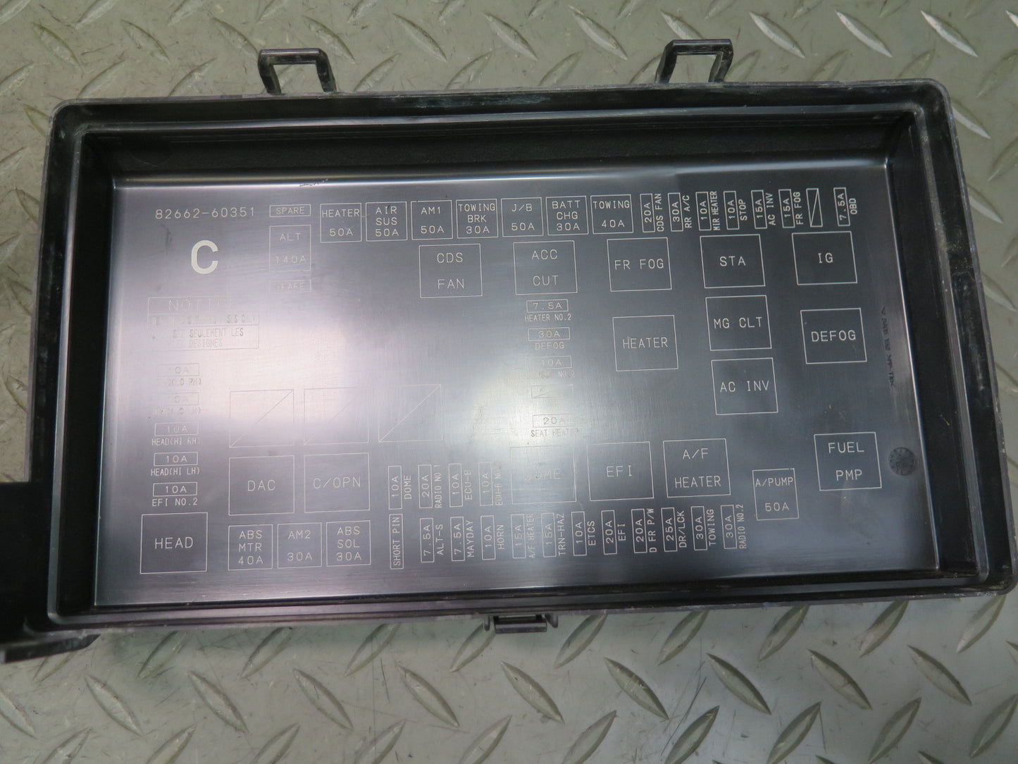2006-2009 Lexus UZJ120L GX470 Engine Bay Fuse Relay Box Module Unit