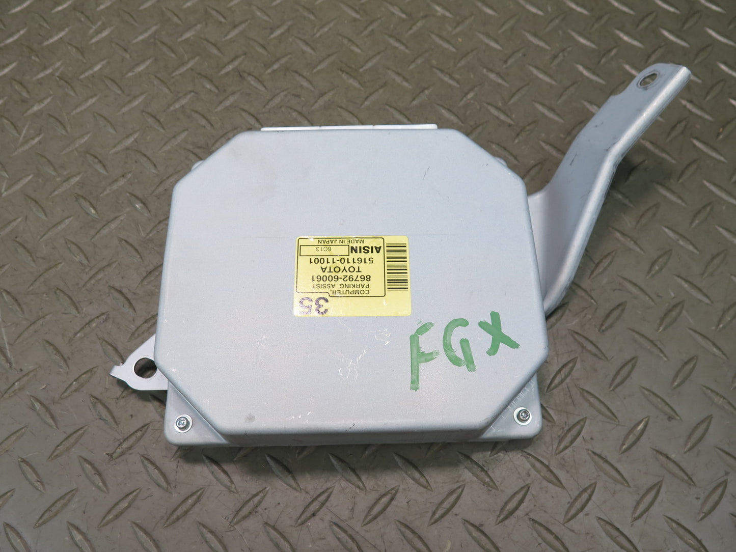 2005-2006 Lexus UZJ120L GX470 Parking Assist Control  Module 86792-60061