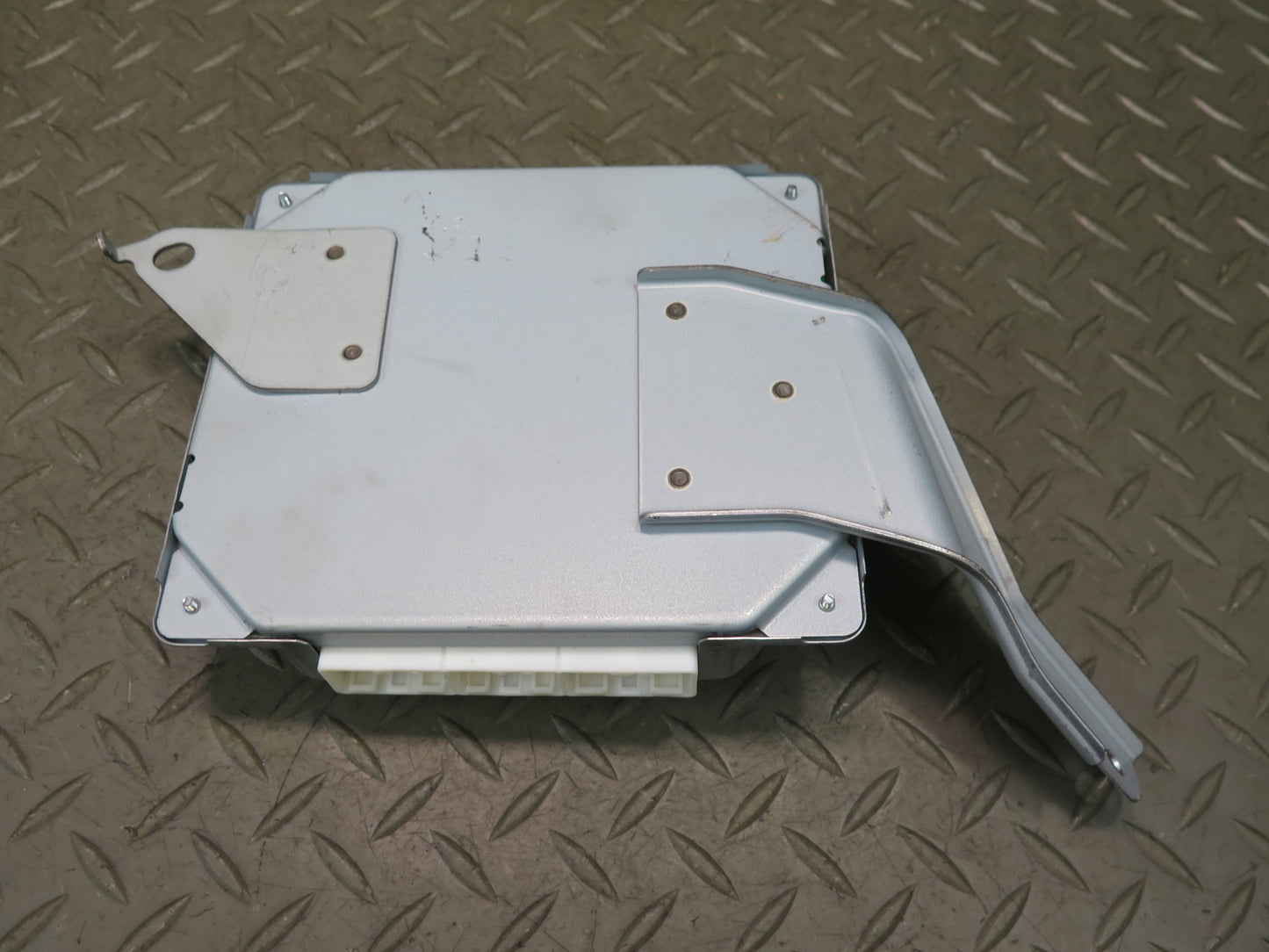 2005-2006 Lexus UZJ120L GX470 Parking Assist Control  Module 86792-60061