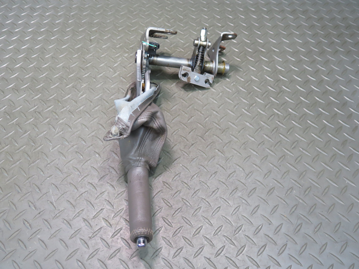 2003-2009 Lexus UZJ120L GX470 Emergency Parking Hand Brake Handle
