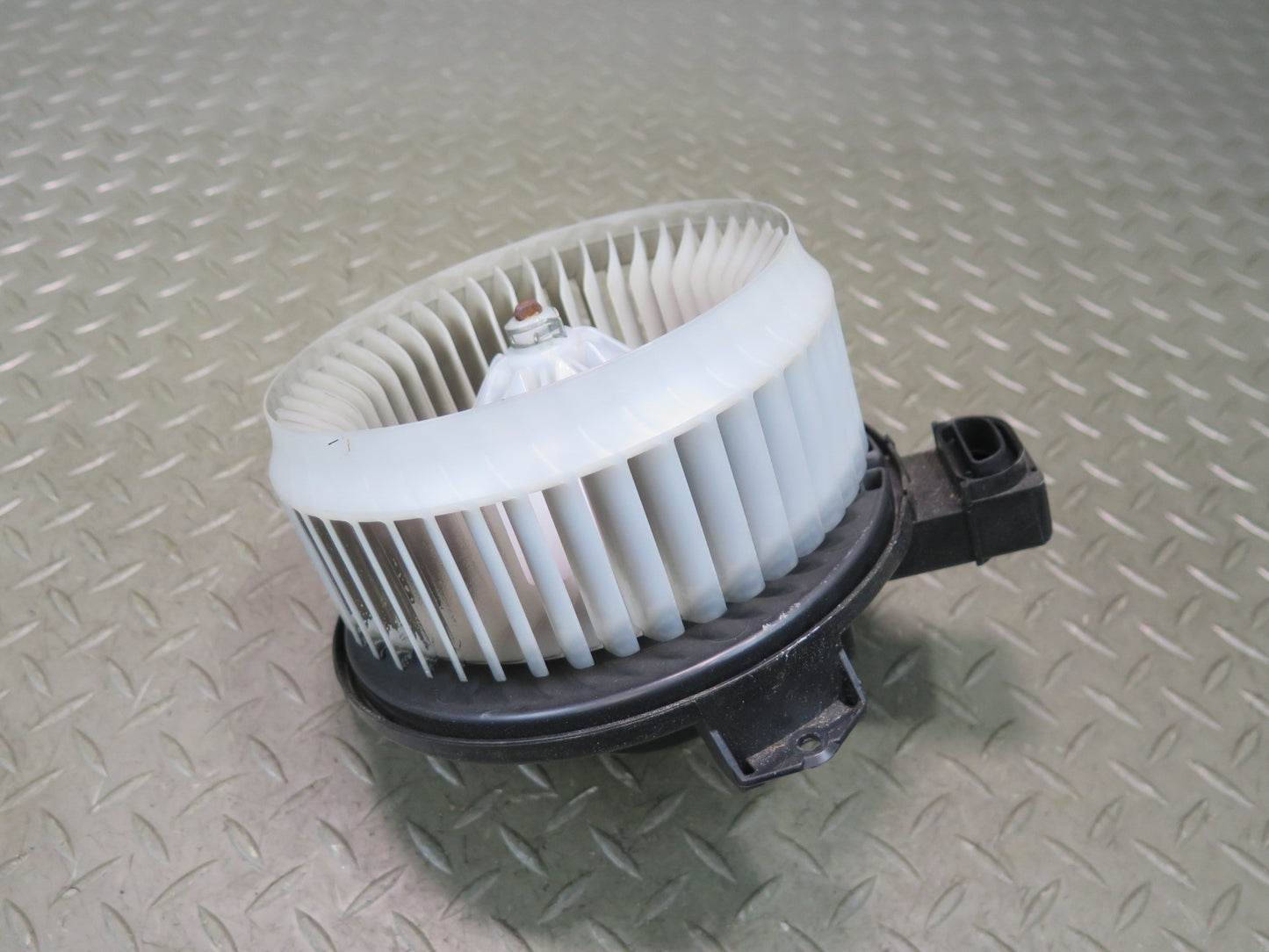 2003-2009 Lexus UZJ120L GX470 Front A/C Heater Blower Motor Fan w Resistor