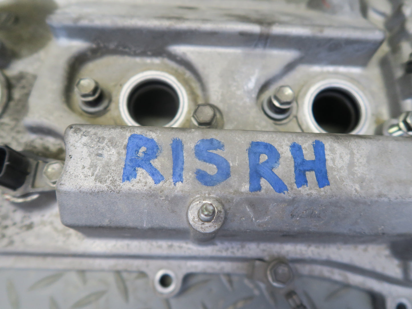 06-13 Lexus IS250 2.5L 4GRFSE Engine Right Cylinder Head Valve Cover OEM