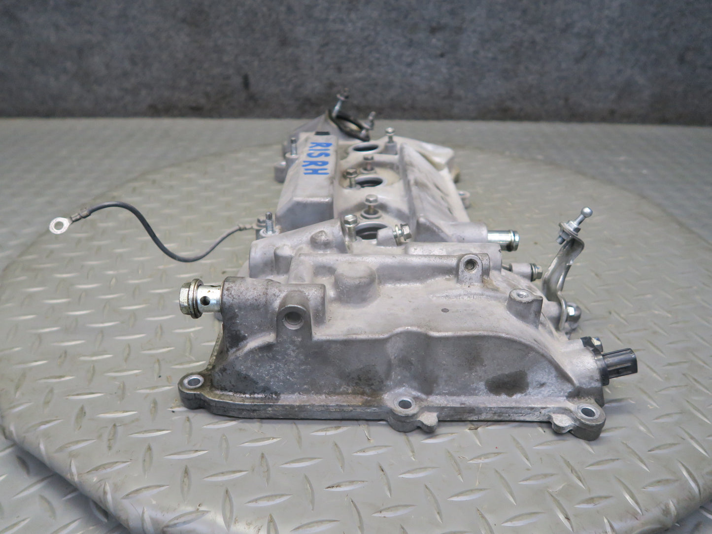 06-13 Lexus IS250 2.5L 4GRFSE Engine Right Cylinder Head Valve Cover OEM