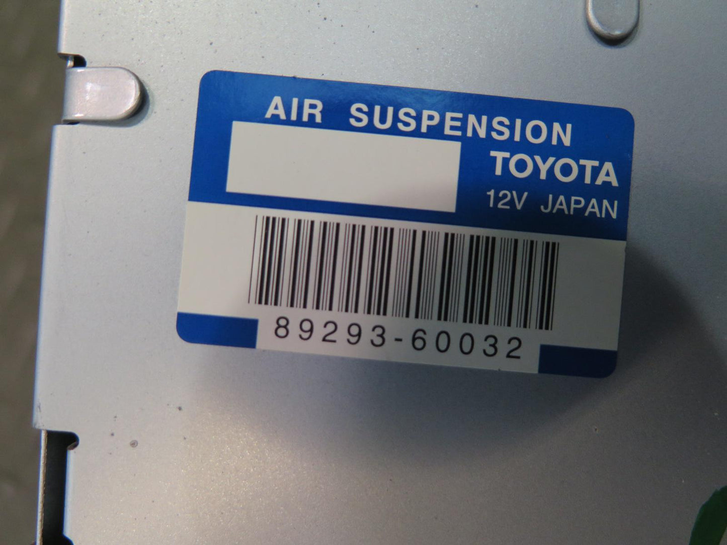 2003-2009 Lexus UZJ120L GX470 Air Suspension Control Module 89293-60032