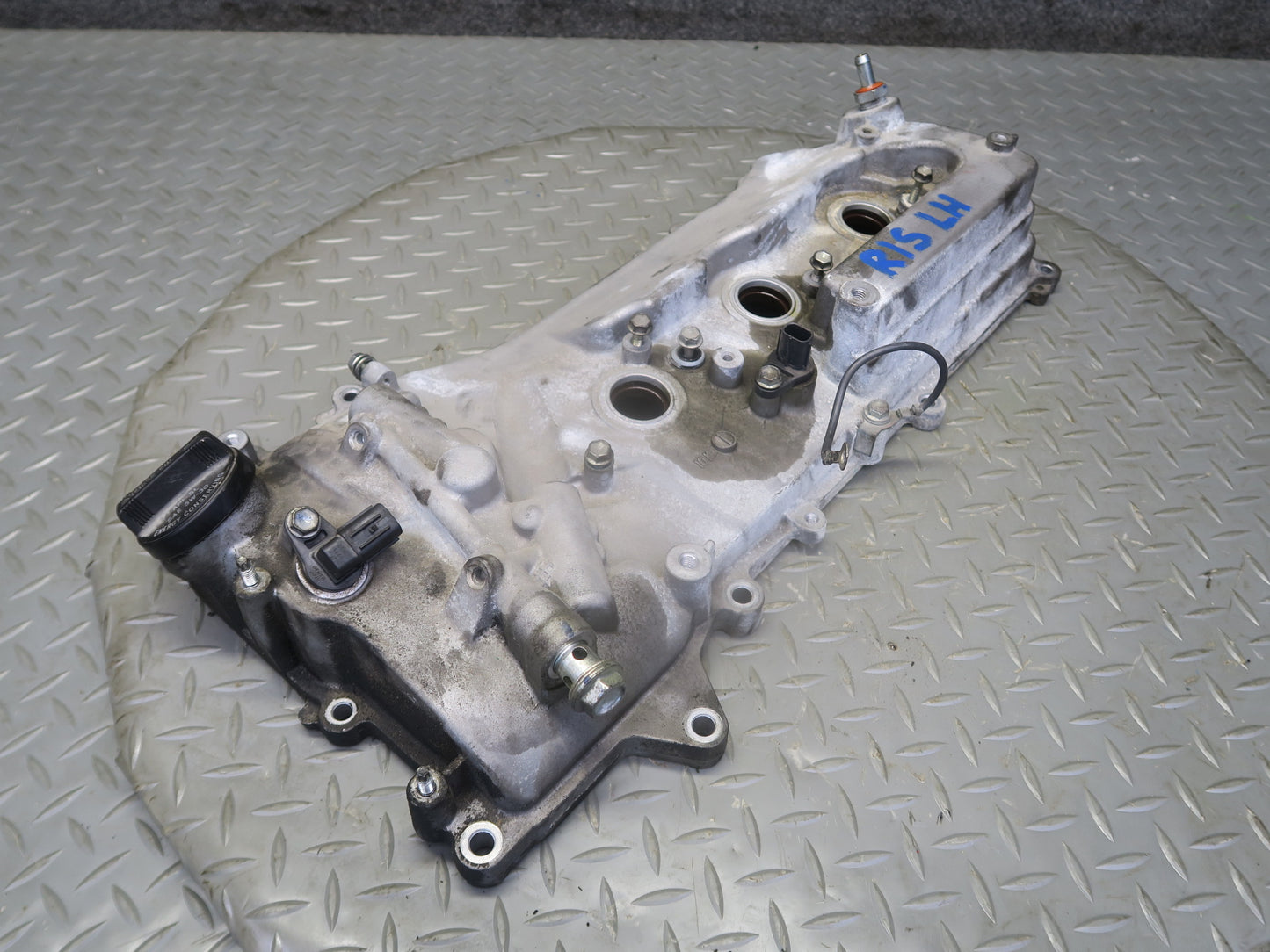 06-13 Lexus IS250 2.5L 4GRFSE Engine Left Cylinder Head Valve Cover OEM
