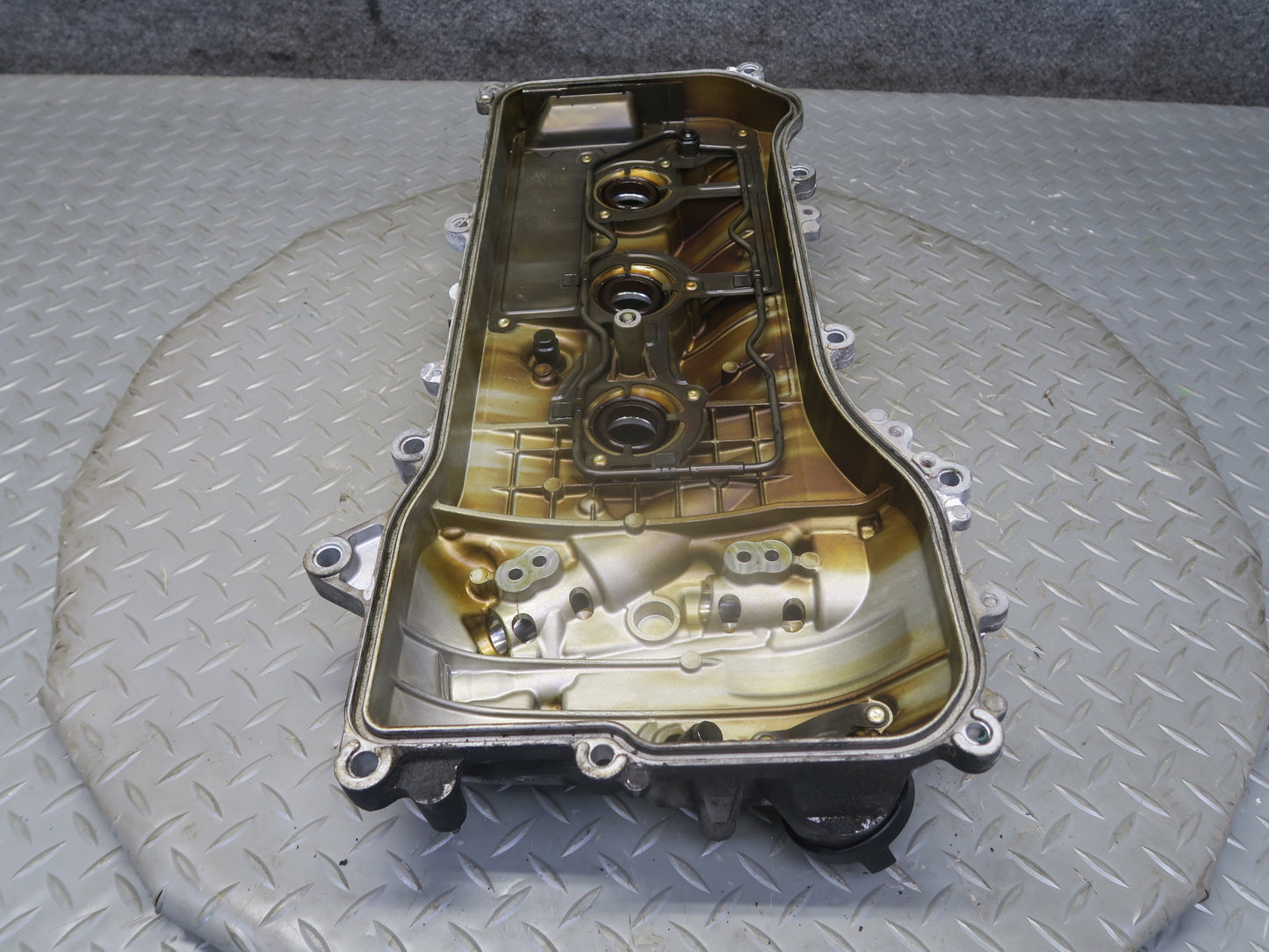 06-13 Lexus IS250 2.5L 4GRFSE Engine Left Cylinder Head Valve Cover OEM