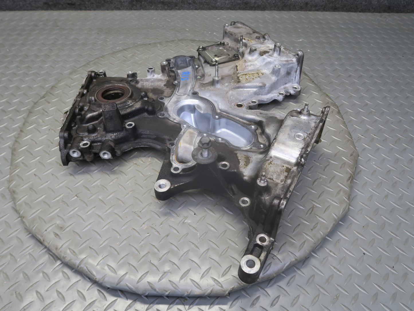 06-13 Lexus IS250 2.5L 4GRFSE Engine Motor Timing Chain Cover OEM