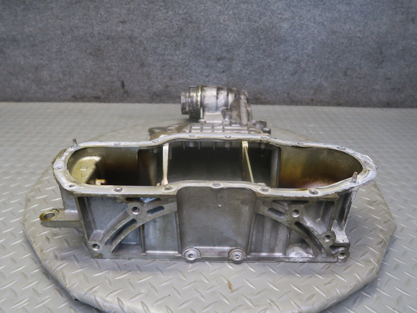 06-13 Lexus IS250 2.5L 4GRFSE Engine Motor Upper Oil Pan OEM
