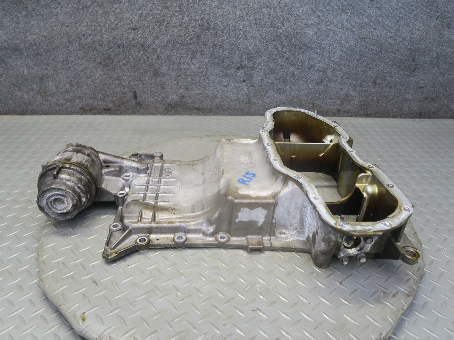 06-13 Lexus IS250 2.5L 4GRFSE Engine Motor Upper Oil Pan OEM