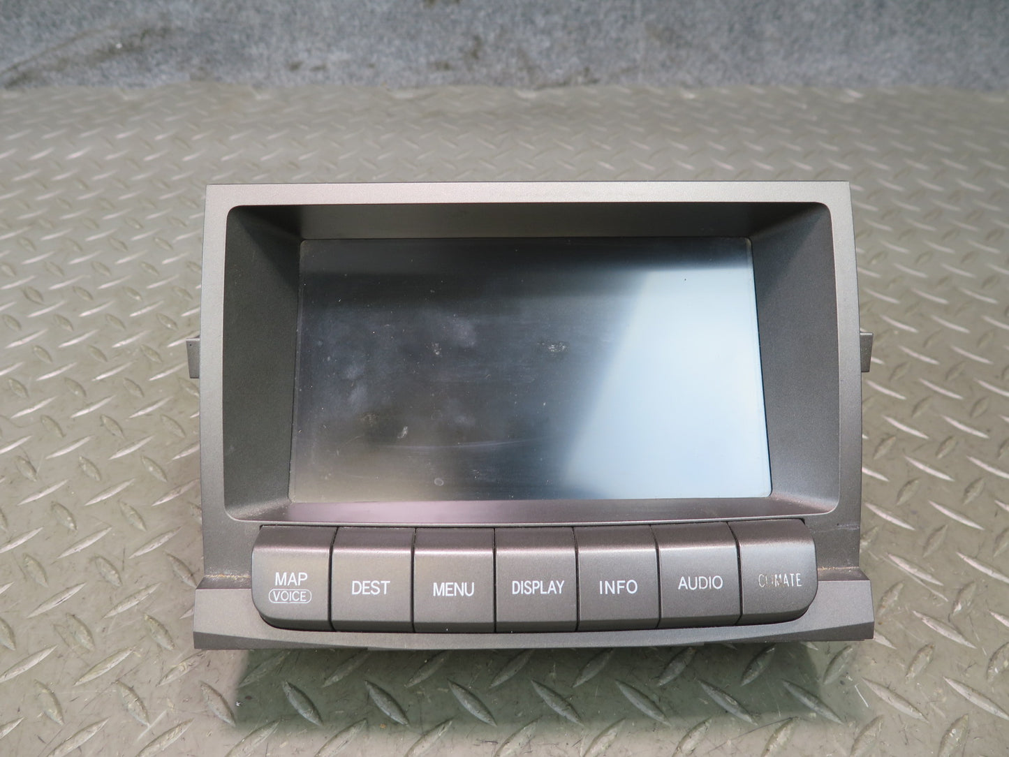 2004-2007 Lexus UZJ120L GX470 Dash Navigation Media Screen Display 86111-60121