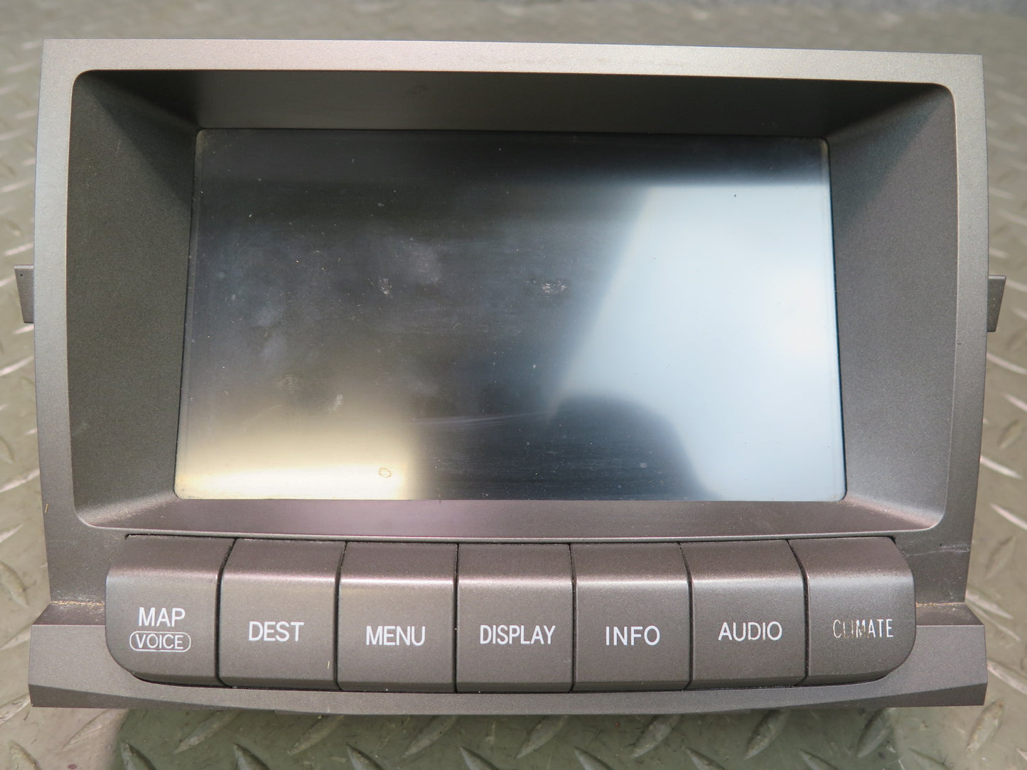 2004-2007 Lexus UZJ120L GX470 Dash Navigation Media Screen Display 86111-60121