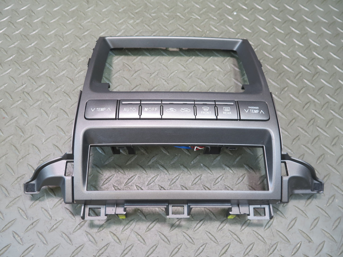 2003-2009 Lexus UZJ120L GX470 A/C Heater Climate Switch w Trim Bezel Panel