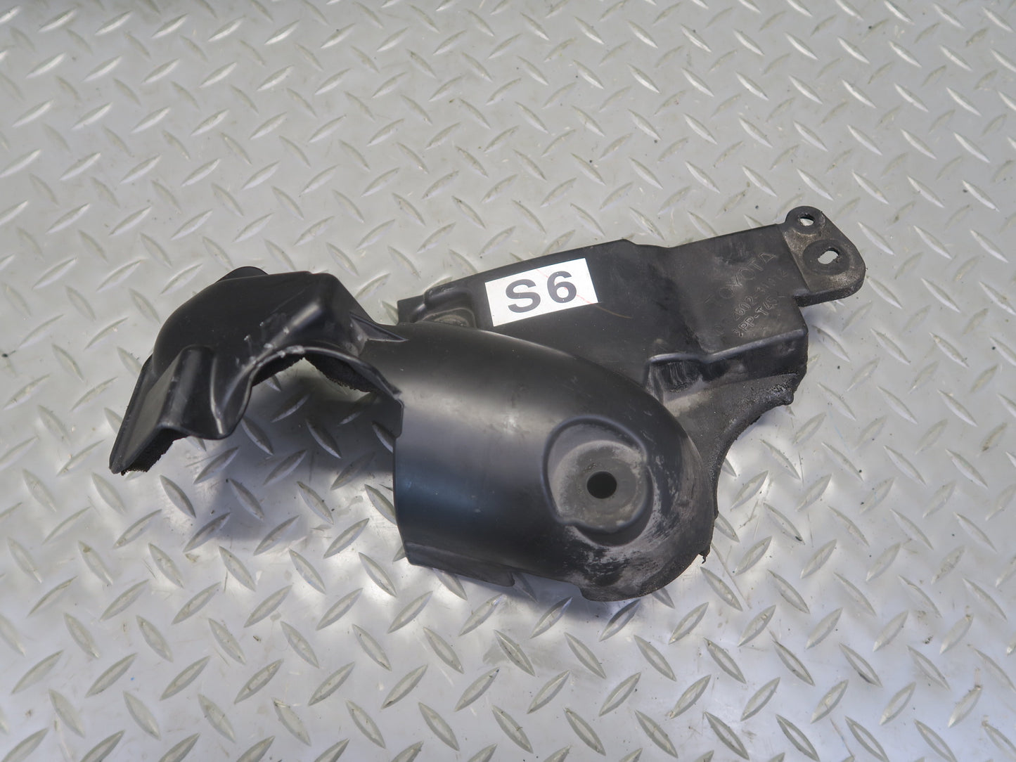 10-13 Lexus GSE20L IS250 Set of 3 Engine Cover & Timing Shield Cover Trim OEM