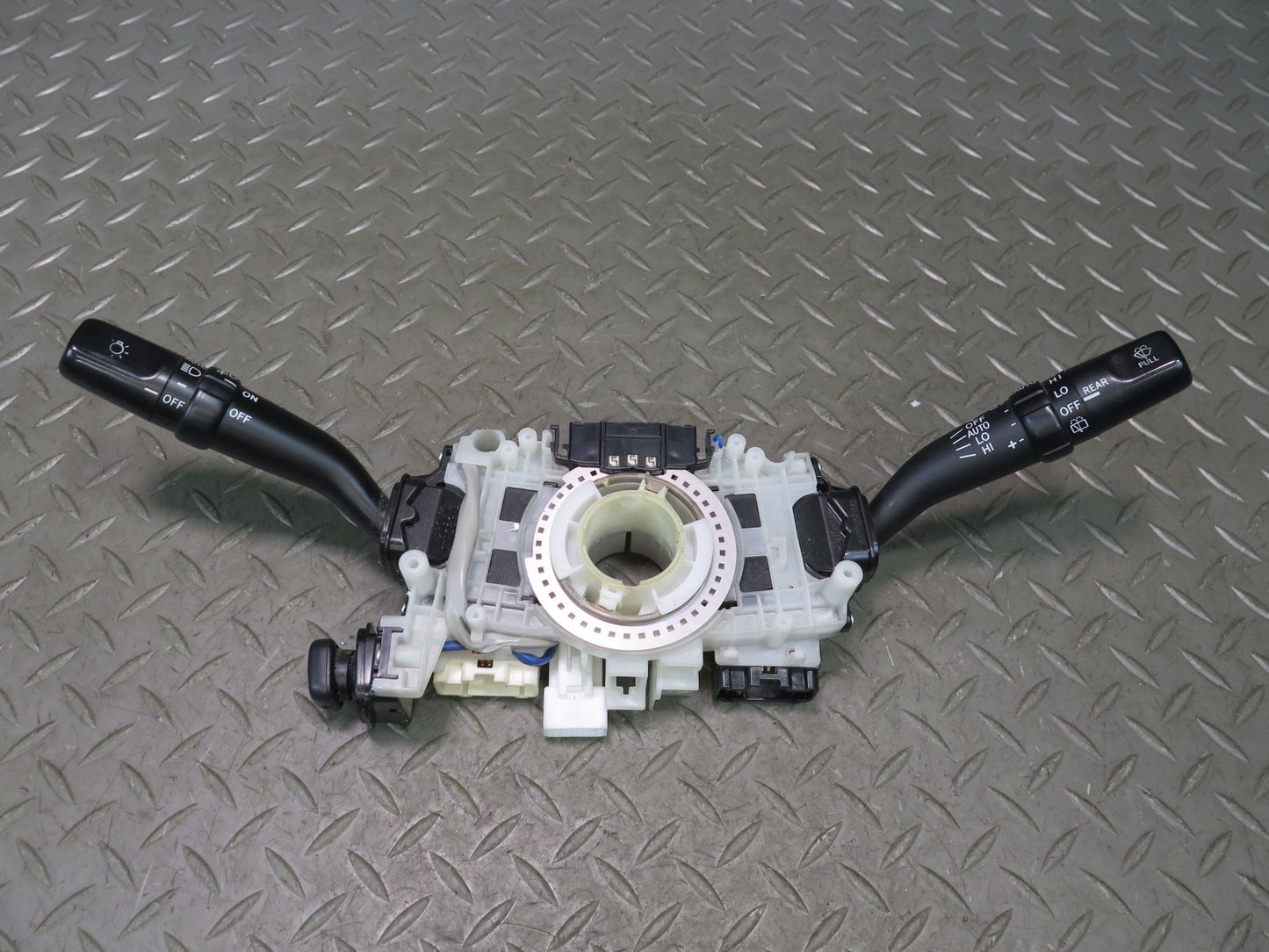 2006-2009 Lexus UZJ120L GX470 Steering Column Turn Signal Wiper Multi Switch