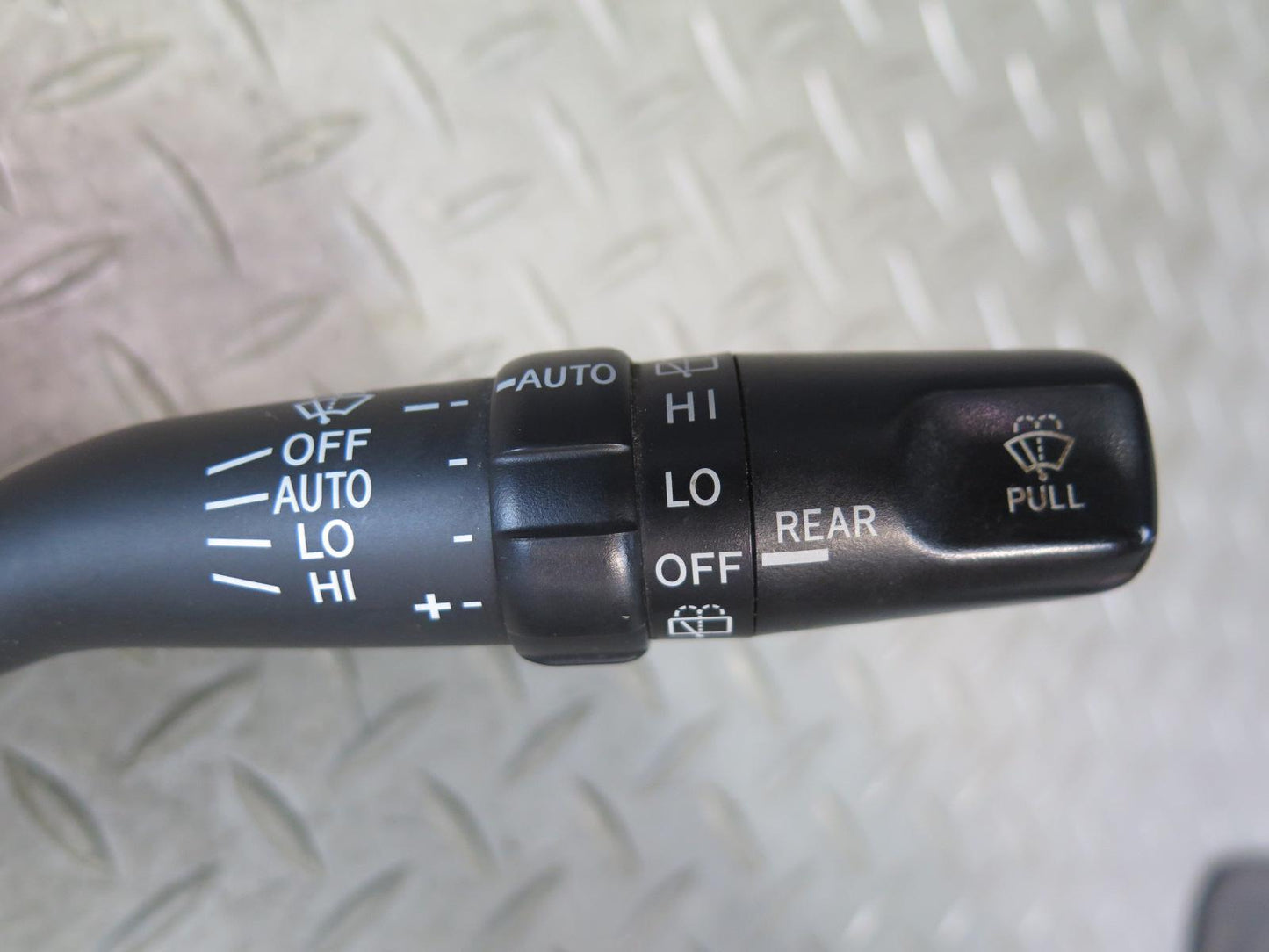 2006-2009 Lexus UZJ120L GX470 Steering Column Turn Signal Wiper Multi Switch