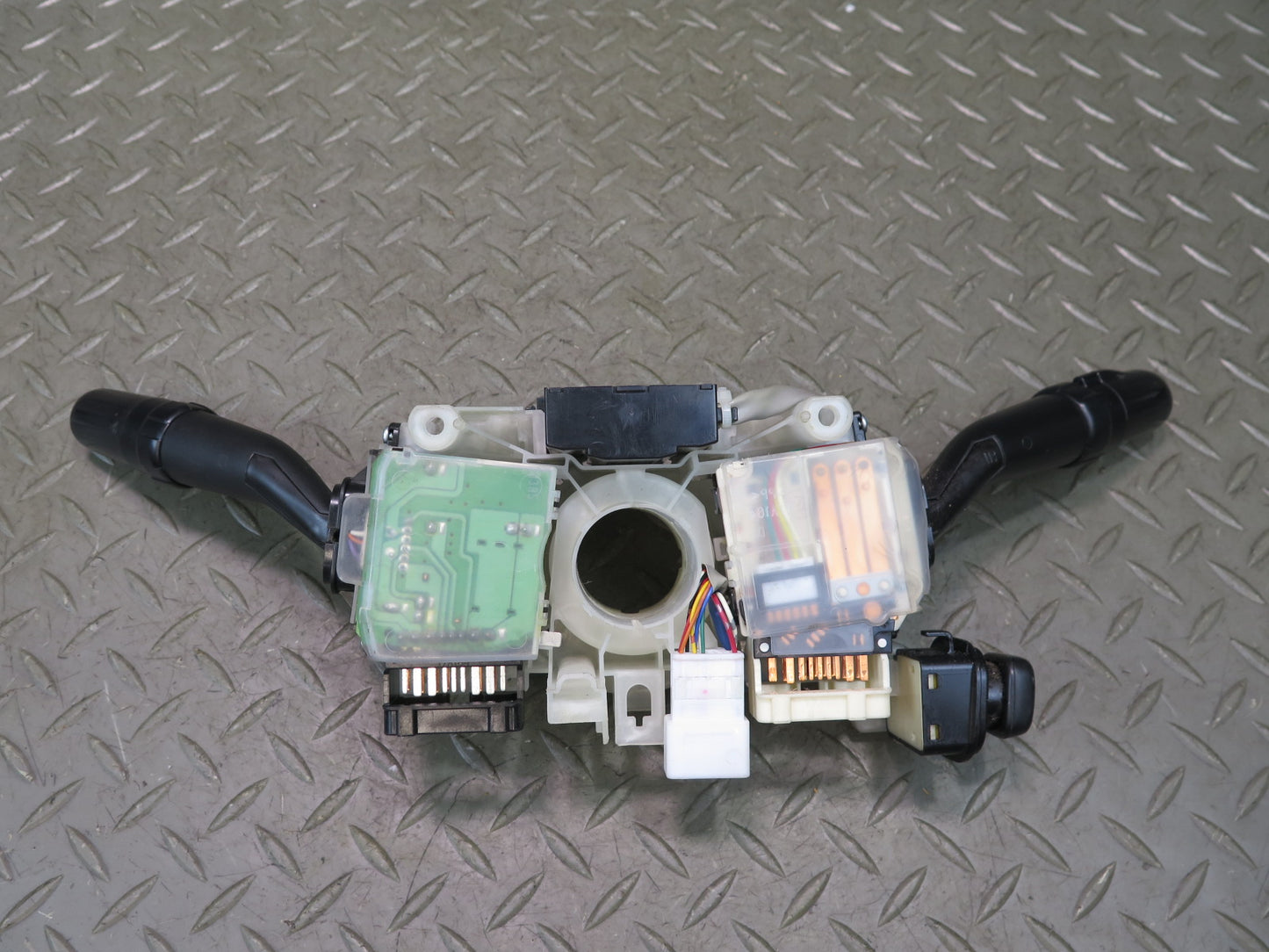 2006-2009 Lexus UZJ120L GX470 Steering Column Turn Signal Wiper Multi Switch
