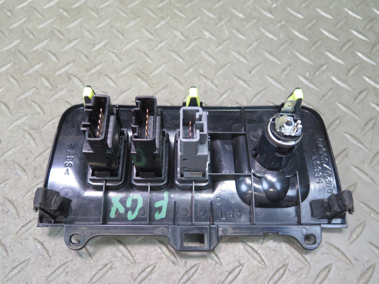 2003-2009 Lexus UZJ120L GX470 Differential Traction Heated Seat Button Switch