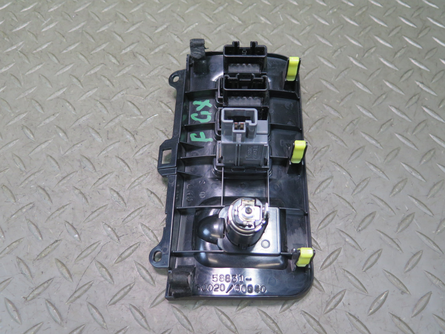 2003-2009 Lexus UZJ120L GX470 Differential Traction Heated Seat Button Switch