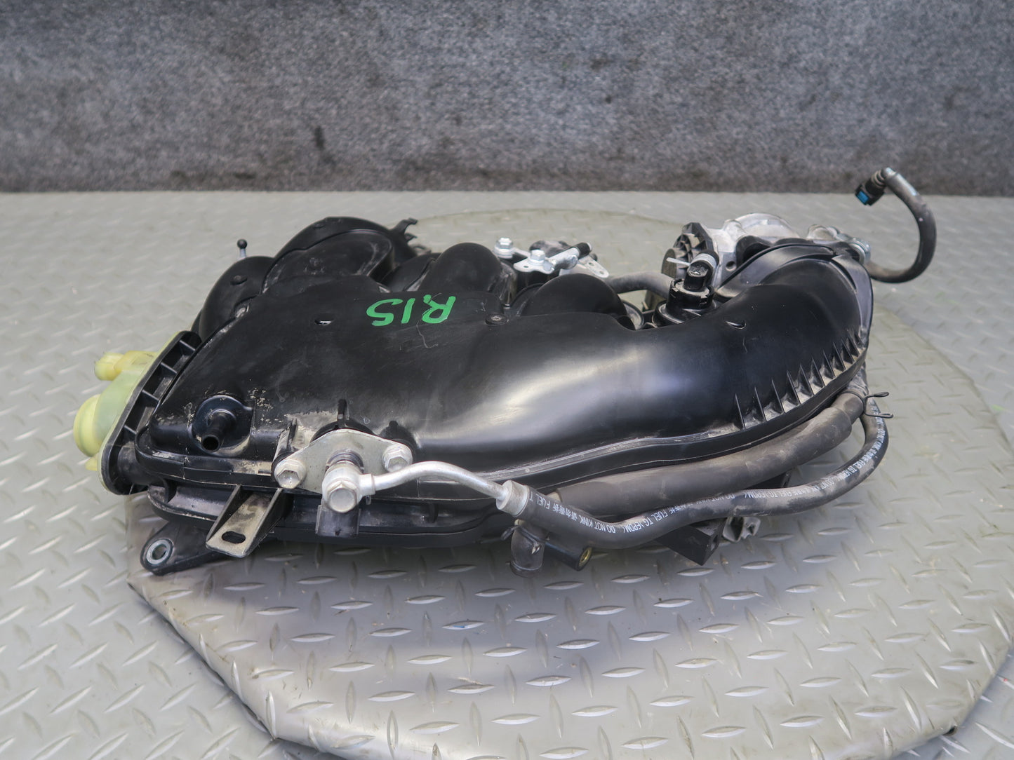 06-13 Lexus GSE20L IS250 Engine Air Intake Manifold w Throttle Body OEM