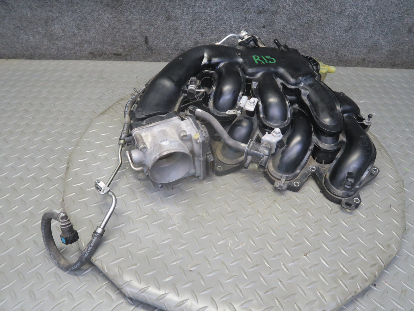 06-13 Lexus GSE20L IS250 Engine Air Intake Manifold w Throttle Body OEM