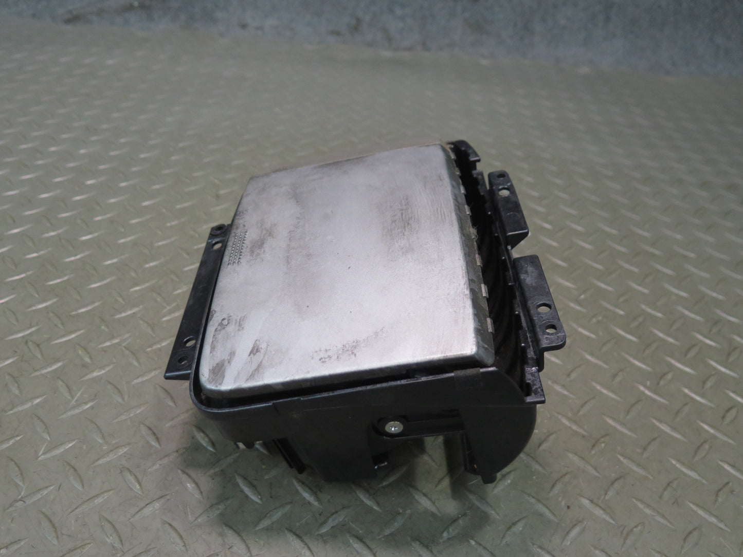 2003-2009 Lexus UZJ120L GX470 Front Center Console CUP Holder 55604-60150