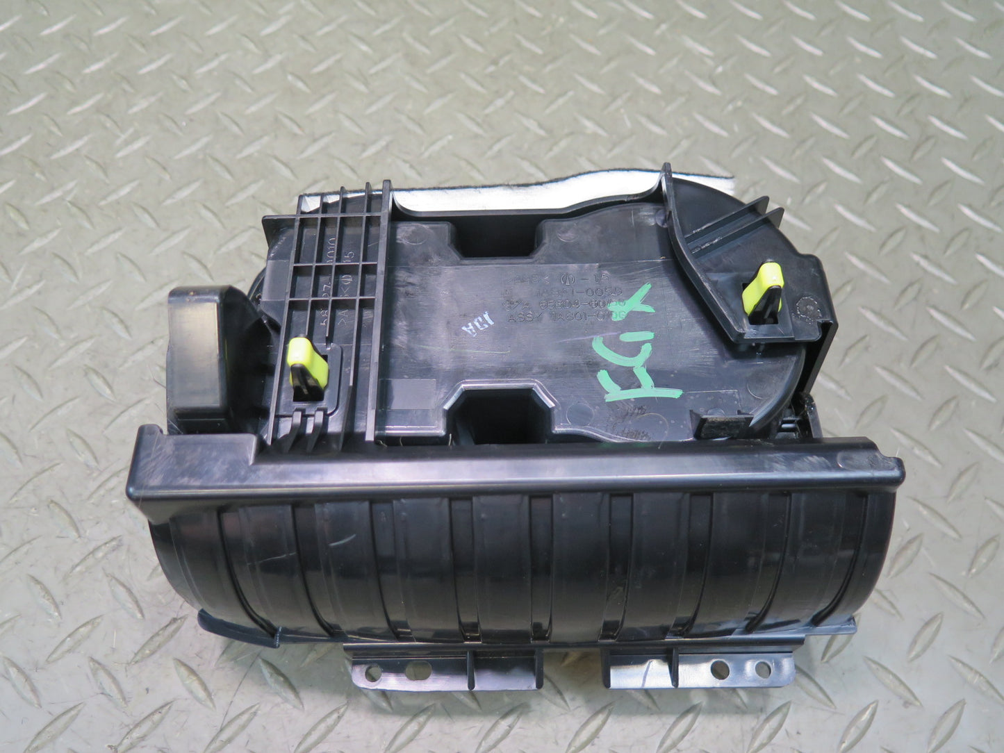 2003-2009 Lexus UZJ120L GX470 Front Center Console CUP Holder 55604-60150