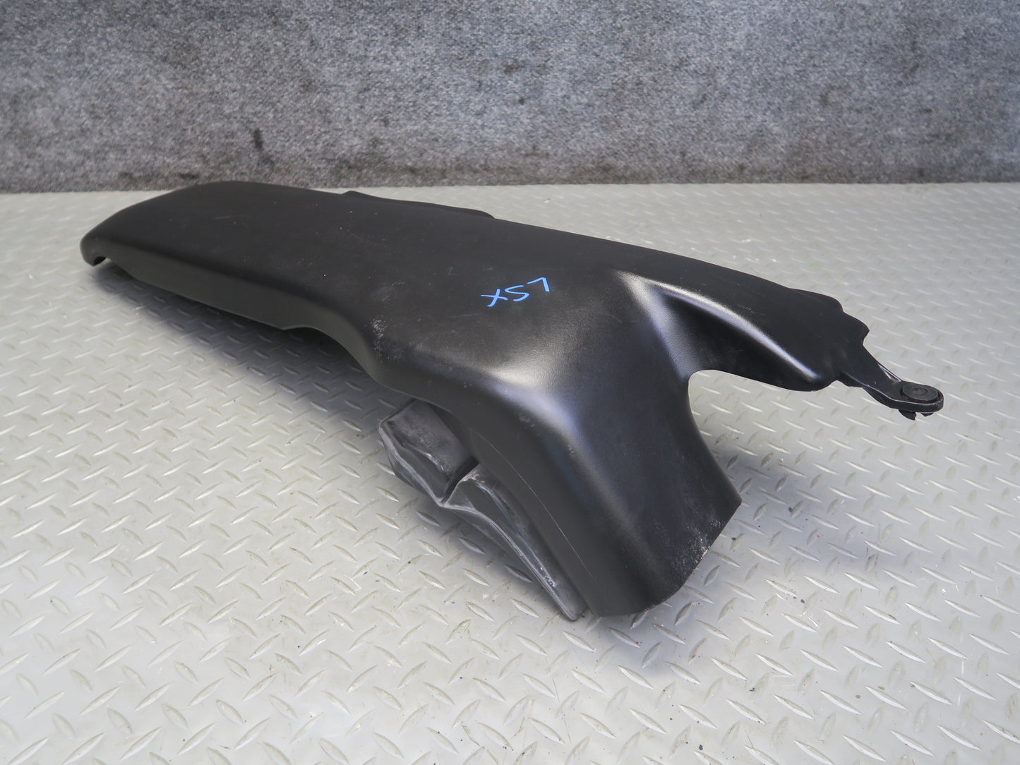 01-06 Lexus UCF30L LS430 Engine Air Intake Duct Pipe Vent Tube 17750-50030 OEM